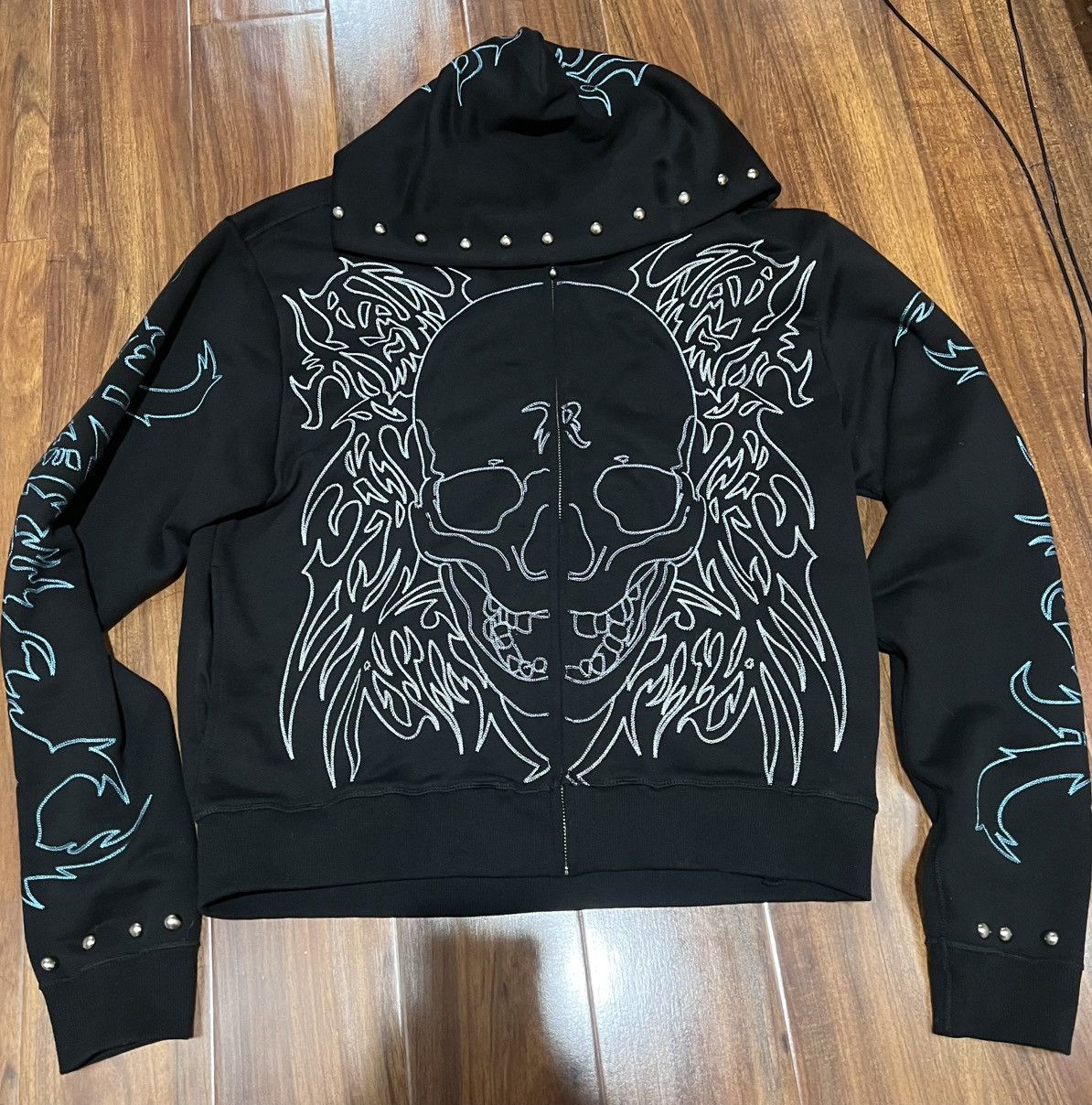Revenge Revenge Embroidered Tribal Zip Up Skull Hoodie Black Size US S / EU 44-46 / 1 - 1 Thumbnail