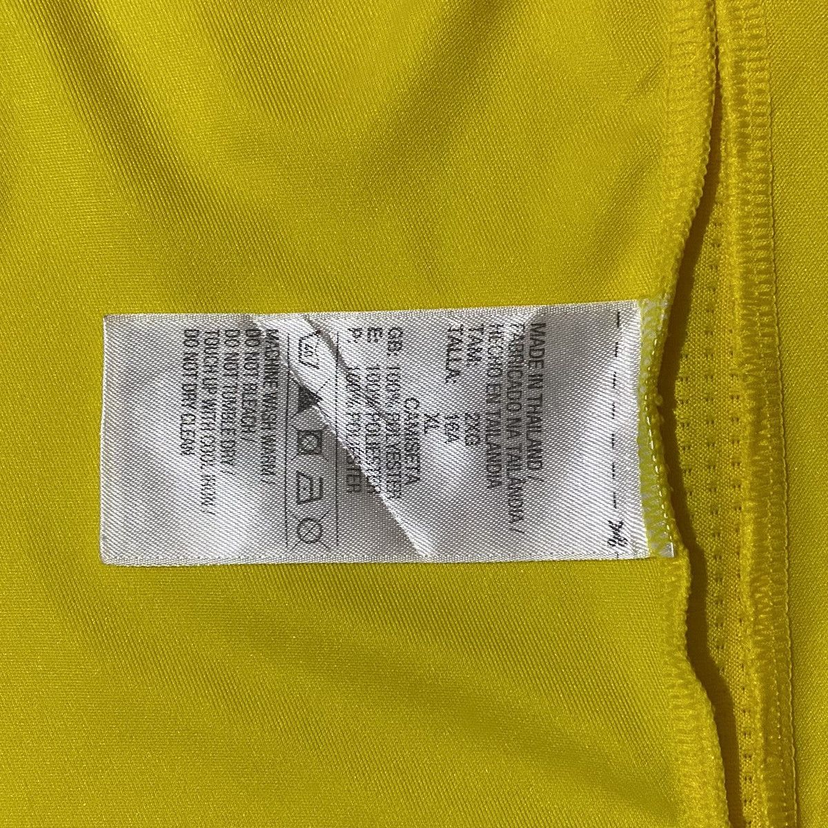 Adidas Colombia 2011-2013 Home Jersey James Rodriguez Size US S / EU 44-46 / 1 - 9 Thumbnail