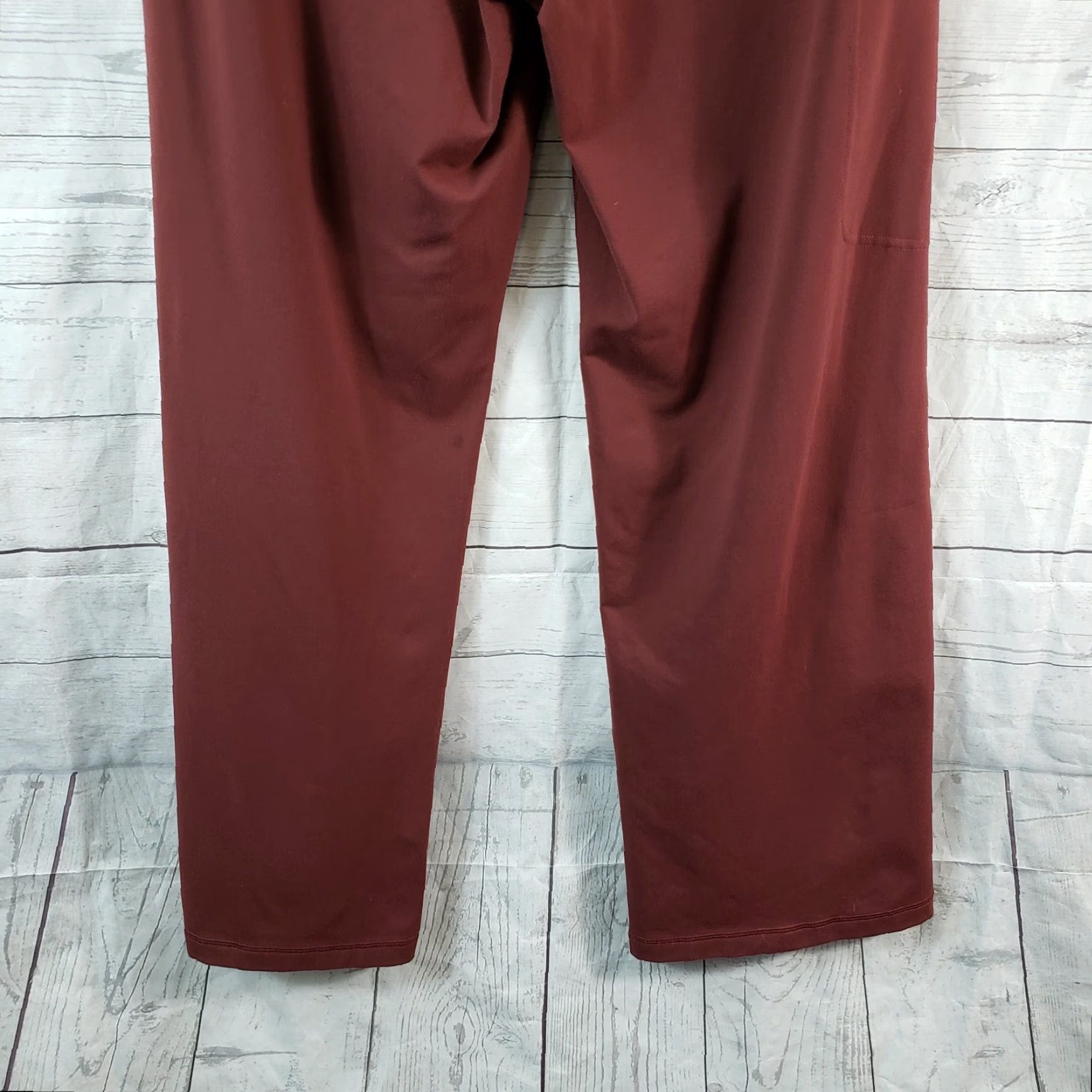 Vintage Duluth Womens Athletic Pants L Brick Red Wide Leg Cargo Pockets Pants Inseam 32 Womens Size 36" / US 14 / IT 50 - 5 Thumbnail