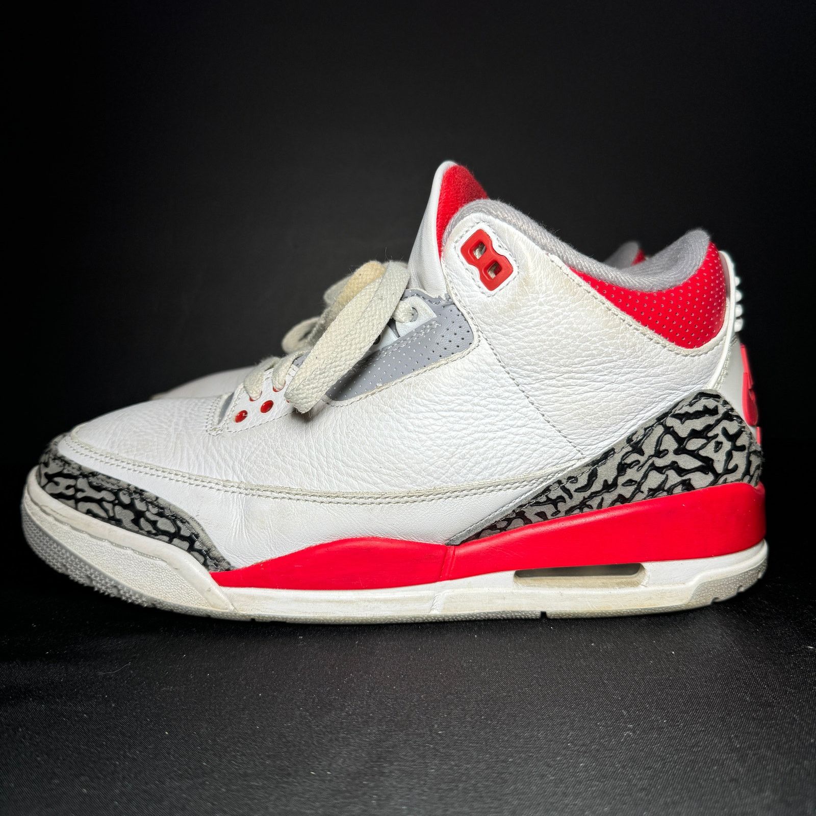 Jordan Brand × Nike Size 8 - Nike Air Jordan 3 Retro Fire Red 2022 Men's Shoes Size US 8 / EU 41 - 1 Thumbnail