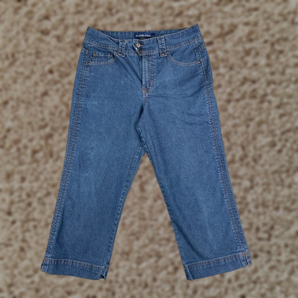 Vintage BandolinoBlu Jeans Womens 10 Blue Denim Capri Mid Rise 30x21 Cotton Blend 5-Pocket Design Size 32" / US 10 / IT 46 - 1 Thumbnail