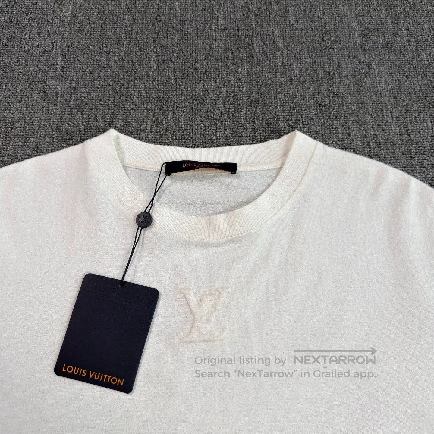 Louis Vuitton LV 25 Embossed Chest Logo White T-Shirt. Size US S / EU 44-46 / 1 - 3 Thumbnail