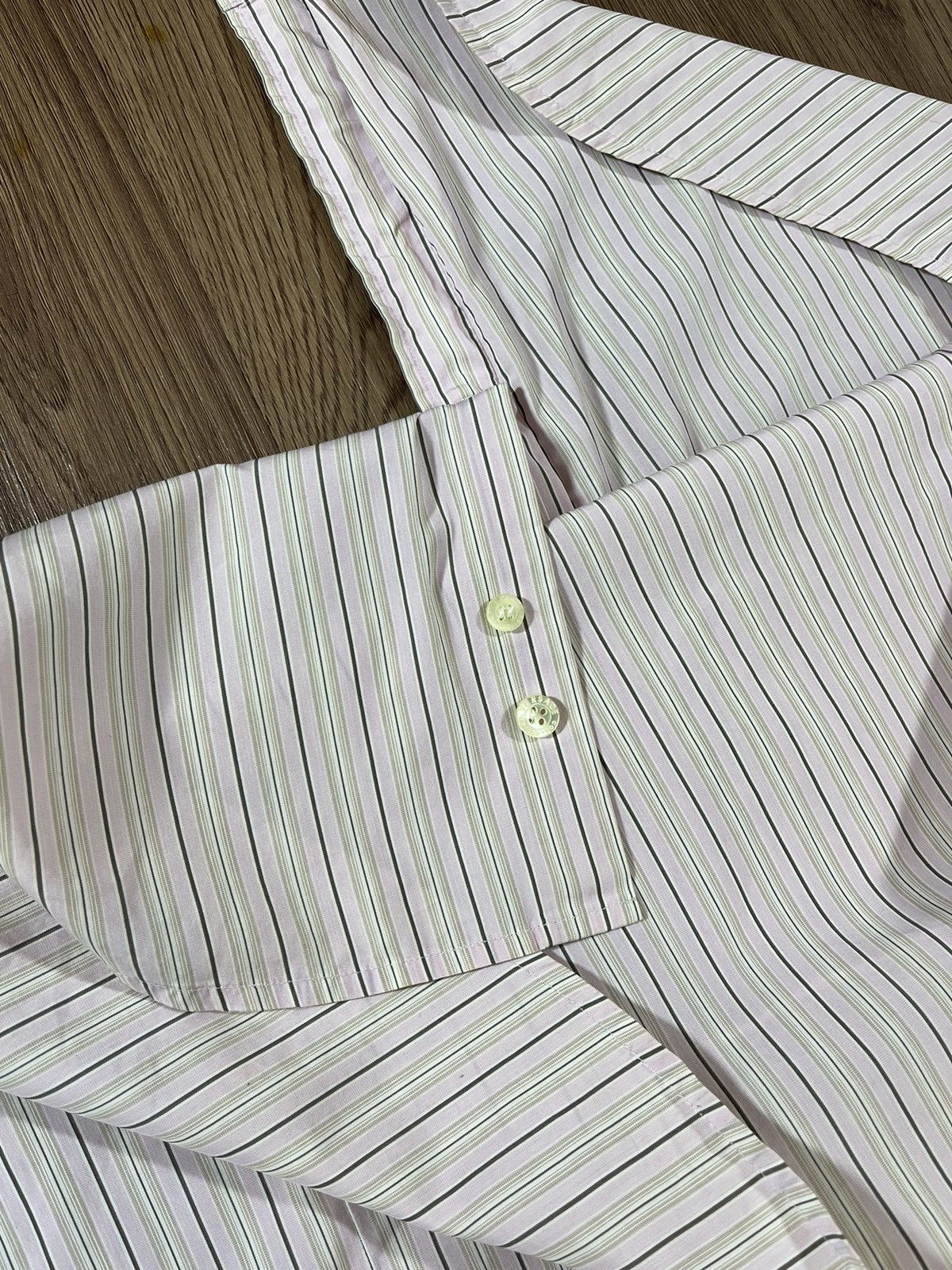 Versace Versace Italy Soft Pink Striped Button Up Shirt – (40 M) Size US M / EU 48-50 / 2 - 9 Thumbnail