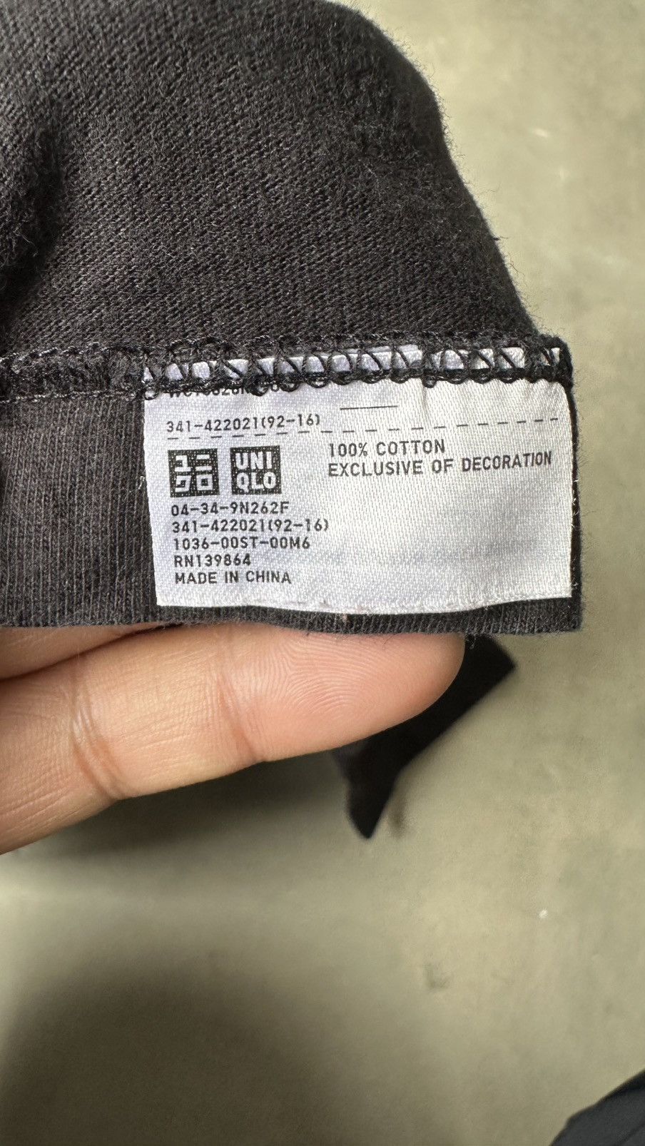 Uniqlo KAWS 2000 TEE Size US S / EU 44-46 / 1 - 5 Thumbnail