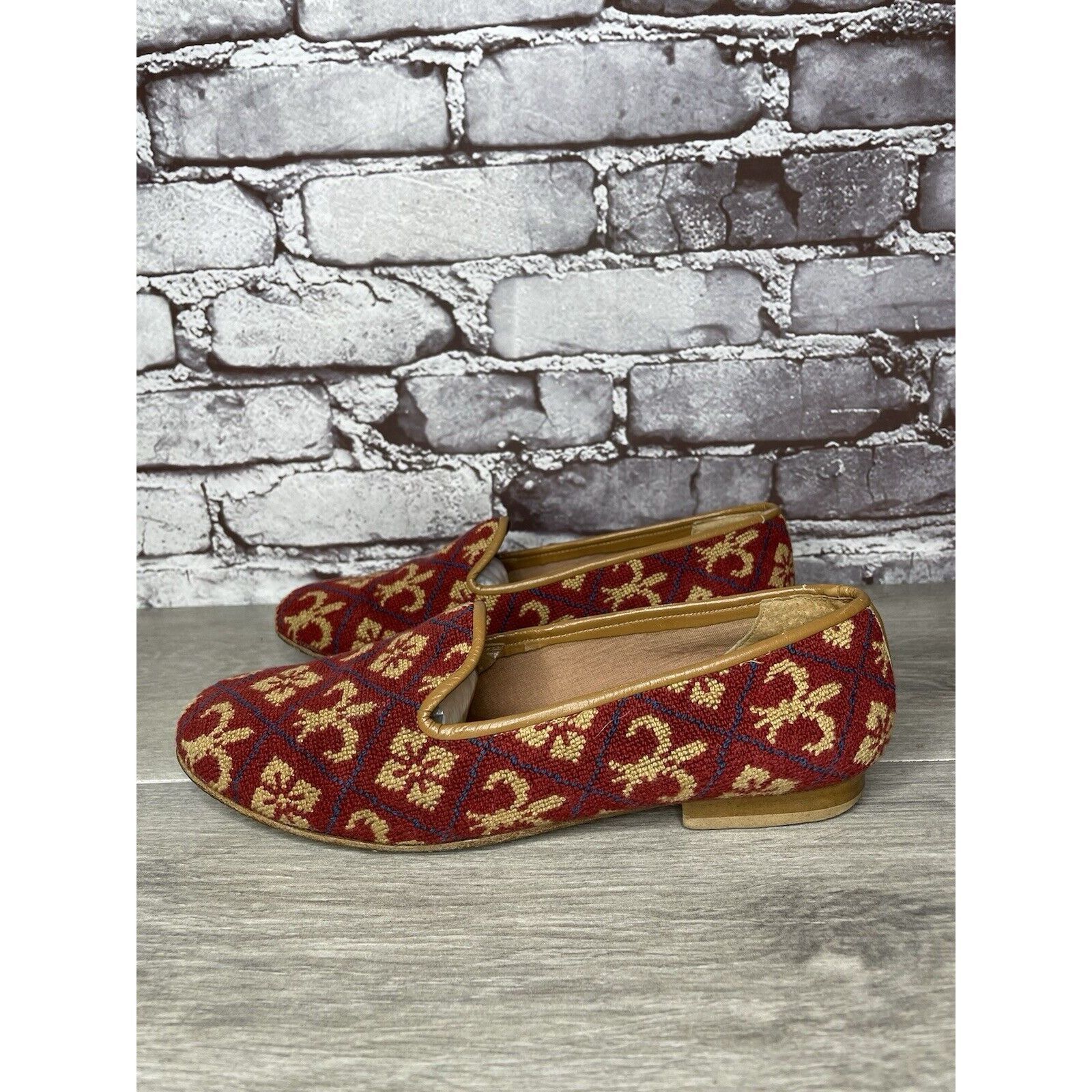 Other Zalo Red Fabric Gold Pattern Slip On Needle Loafers Shoes Wo Size US 7.5 / IT 37.5 - 12 Thumbnail