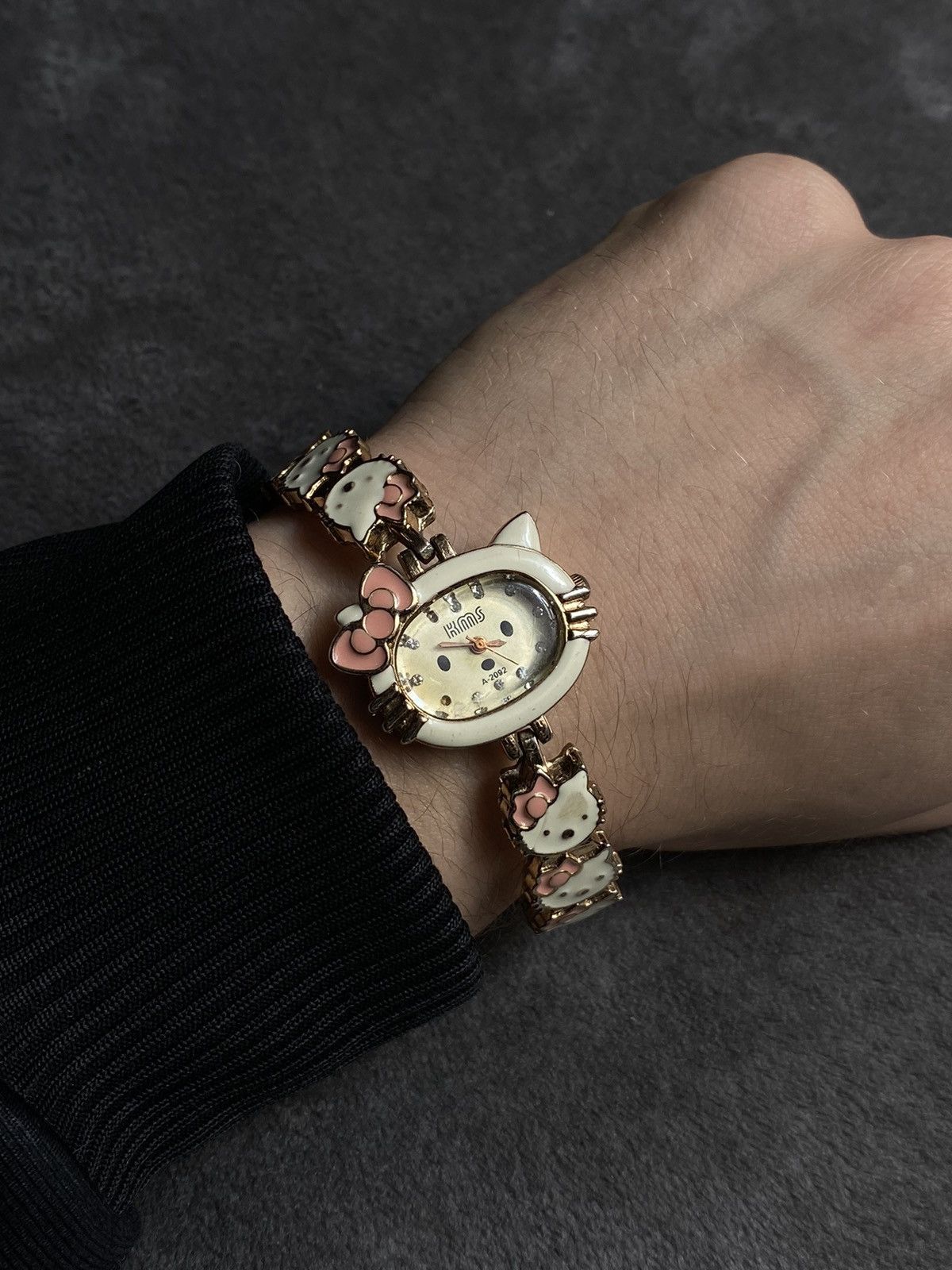 Jewelry Futuristic Vintage Japanese Style Hello Kitty Watch Work100% Size ONE SIZE - 2 Thumbnail