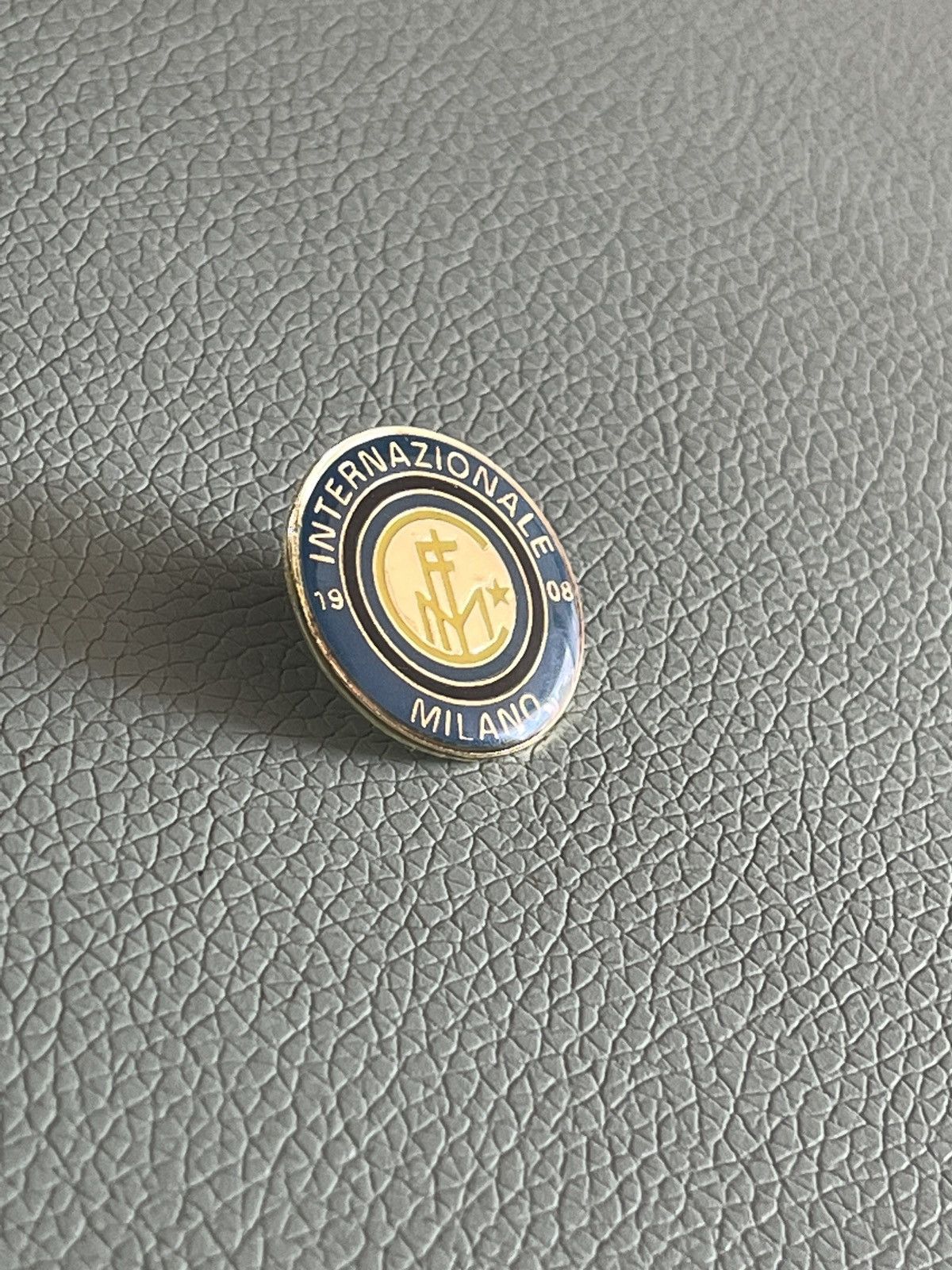 Vintage Inter Milan logo vintage pin Size ONE SIZE - 2 Thumbnail