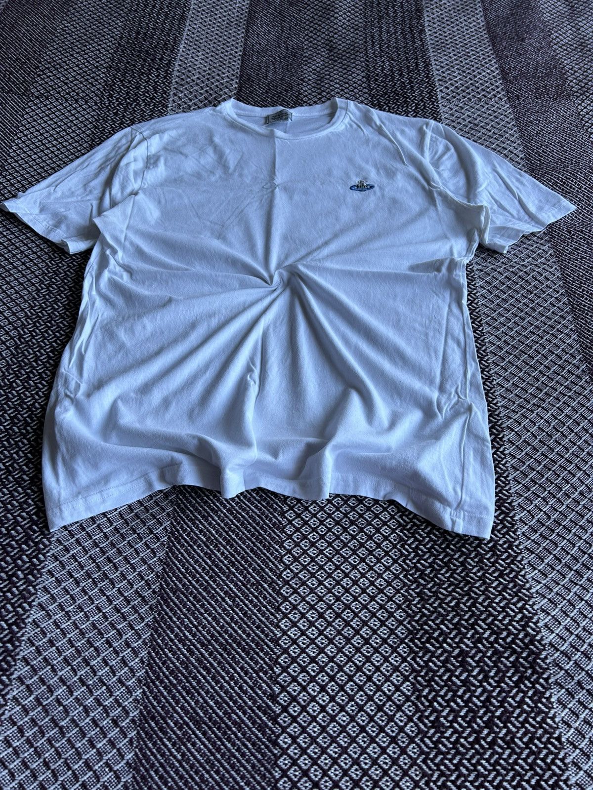 Vivienne Westwood Vivienne Westwood Luxury Small Logo T-shirt Solid Size XL Size US XL / EU 56 / 4 - 3 Thumbnail