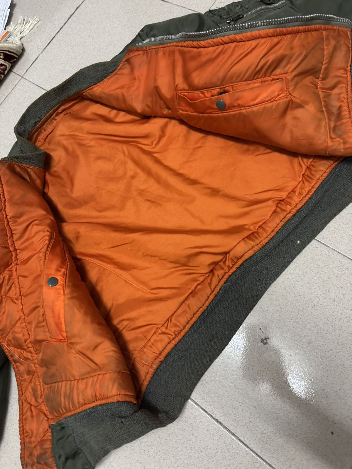 Alpha Industries 1970s ALPHA INDUSTRIES MA-1 BOMBER JACKET US AIR FORCE Size US M / EU 48-50 / 2 - 13 Thumbnail