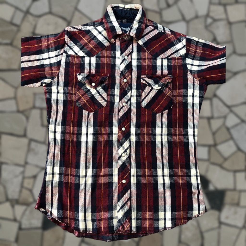 Wrangler VINTAGE Wrangler Western Shirt Mens M Red Plaid Cotton Flannel Pearl Snap Casual Workwear 80s 90s Cowboy Hipster Western Mens Medium Red Plaid Shirt Size US M / EU 48-50 / 2 - 1 Thumbnail