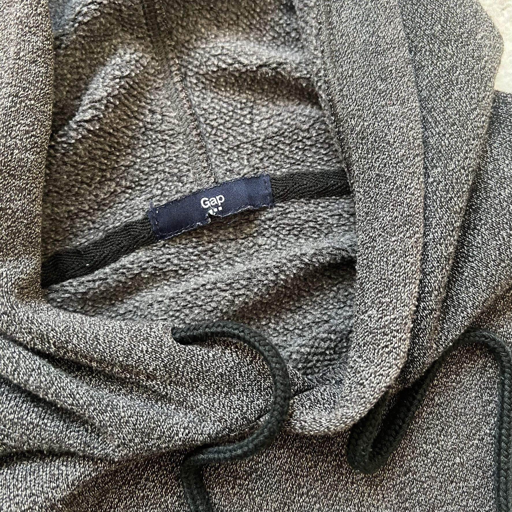 Gap Gap Vintage Dark Gray Spellout Logo Hoodie 90s Size US M / EU 48-50 / 2 - 3 Thumbnail