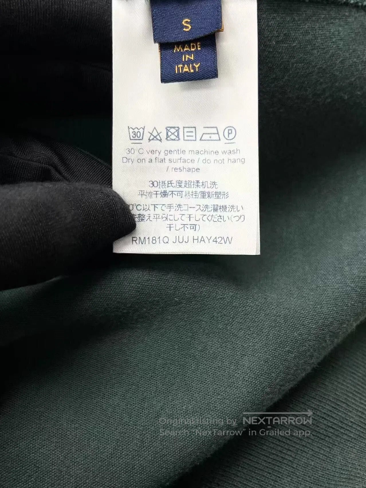 Louis Vuitton louis vuitton green zip. Size US S / EU 44-46 / 1 - 6 Thumbnail