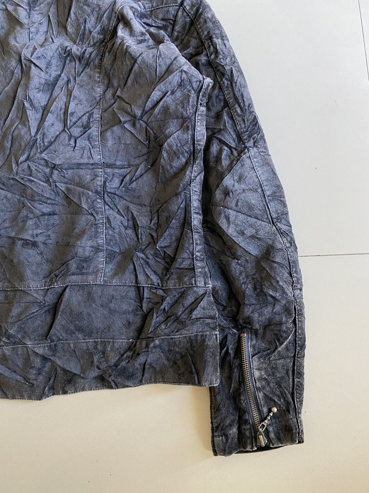 Le Grande Bleu (L.G.B.) Vintage power to the people velvet bikers jacket Size US L / EU 52-54 / 3 - 5 Thumbnail