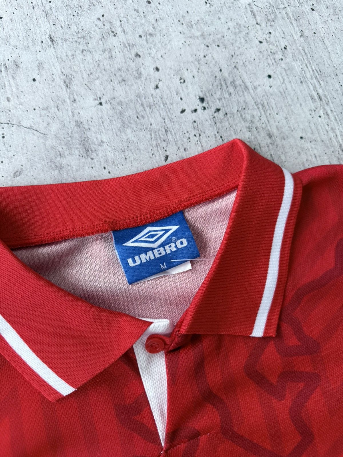 Umbro × Vintage 🩸RARE🩸Umbro Wales 1992/1994 Edwards #7 Jersey Size US M / EU 48-50 / 2 - 11 Thumbnail
