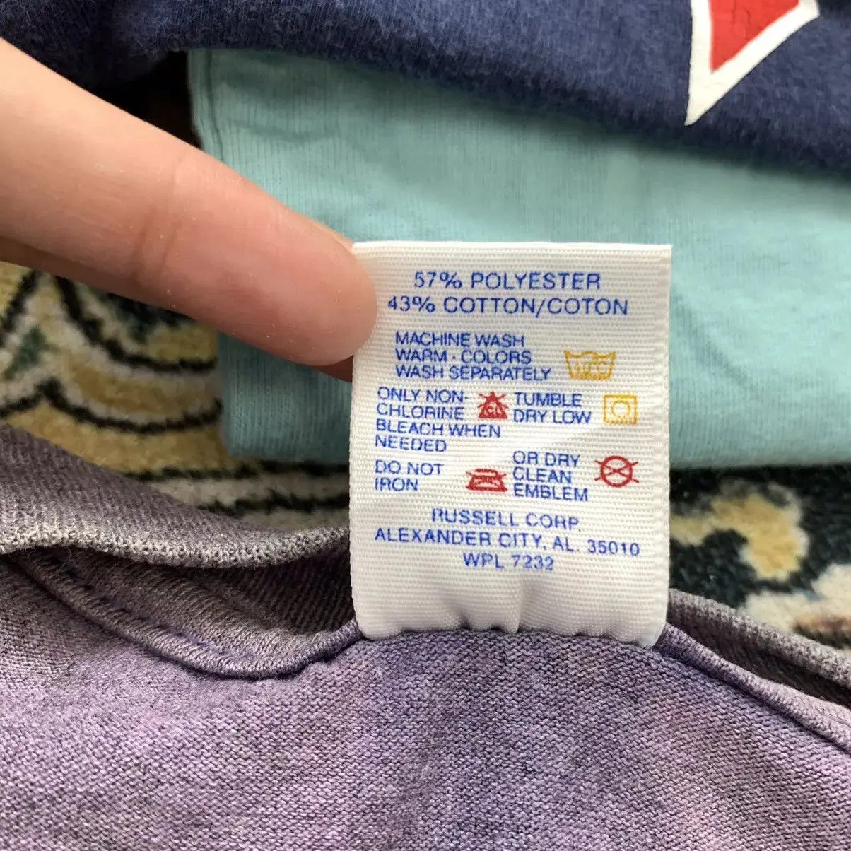 Vintage Vintage 90’ WAIKIKI HAWAII SURF Sun Faded Tee Shirt Top Size US XL / EU 56 / 4 - 5 Thumbnail