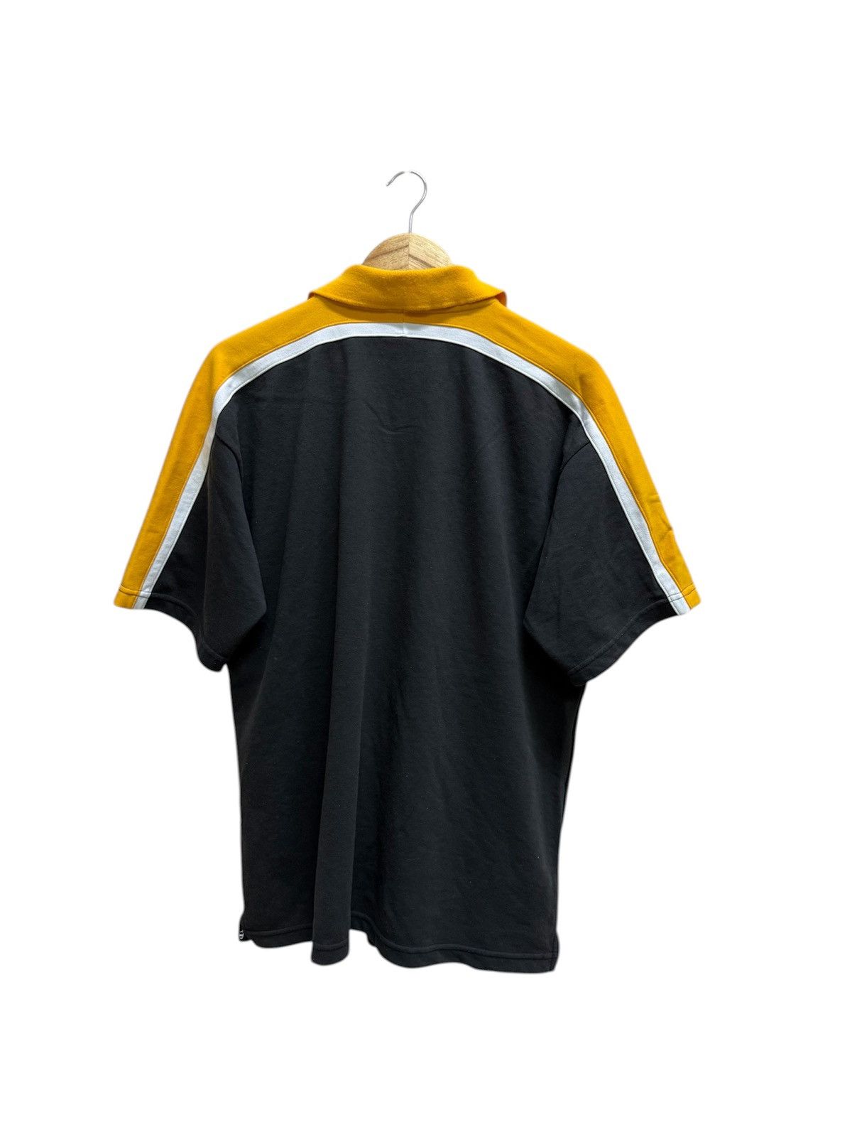 Champion Vintage Champion Spellout Logo Vneck Shortsleeve Tshirt Size US L / EU 52-54 / 3 - 2 Thumbnail