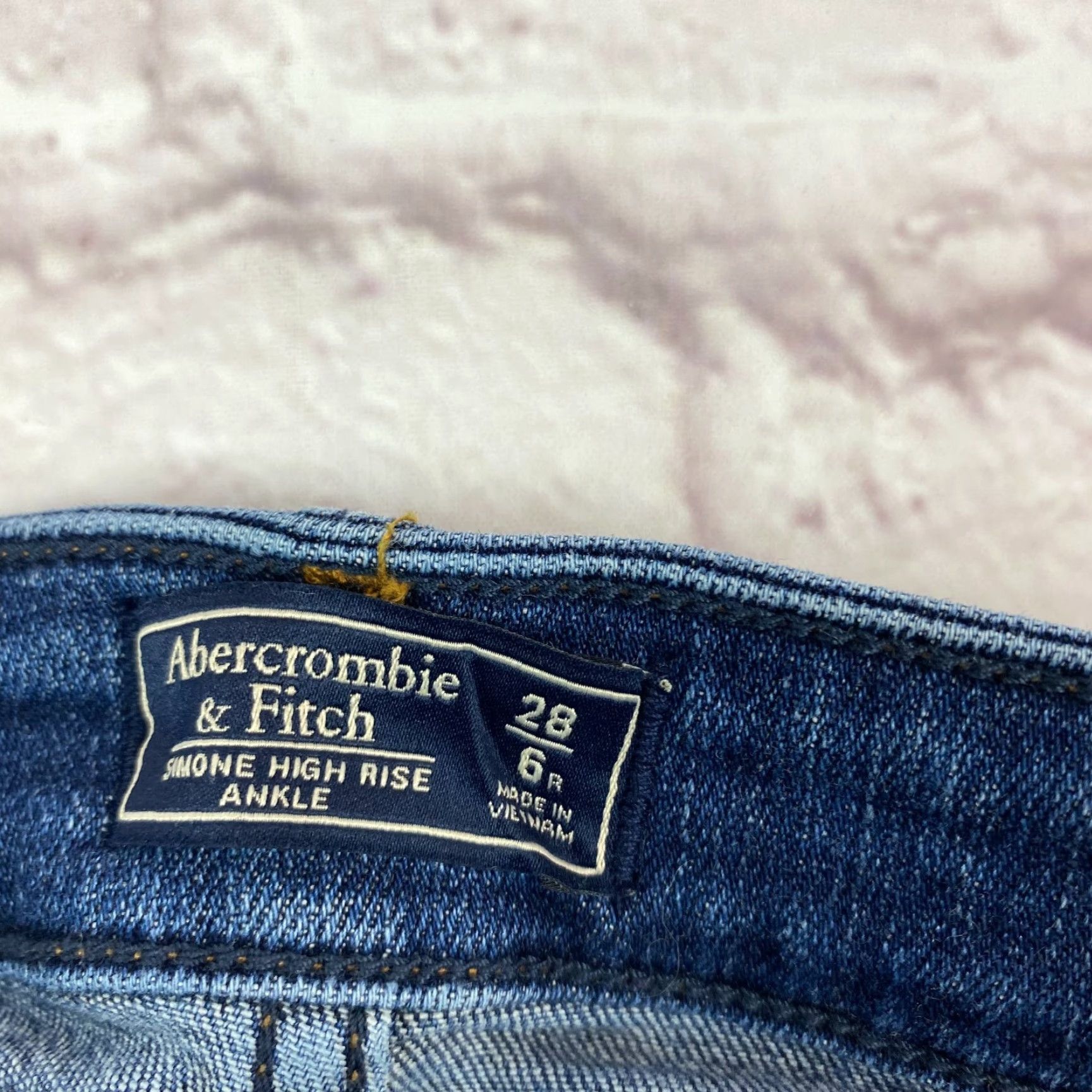 Abercrombie & Fitch Abercrombie & Fitch Juniors Teens Jeans 28/6 Simone High Rise Ankle Distressed Jeans Size 28" / US 6 / IT 42 - 6 Thumbnail