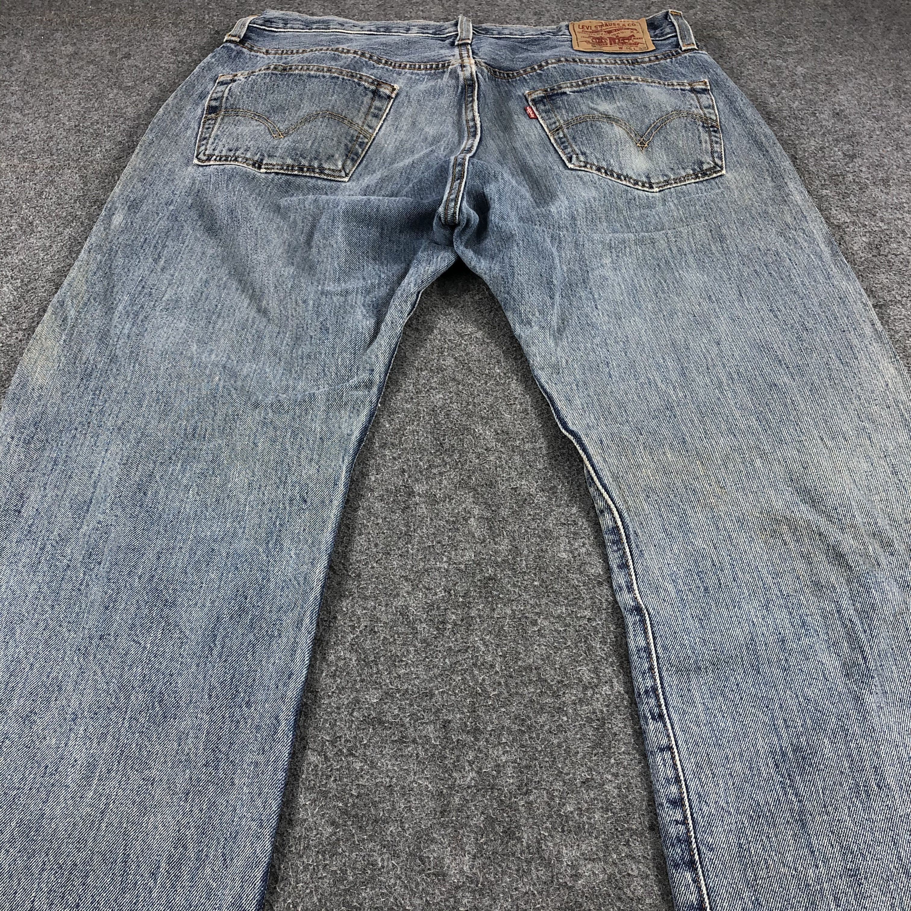 Levi's Vintage Light Wash Levis 501 Jeans-JM962 Size US 35 - 4 Thumbnail