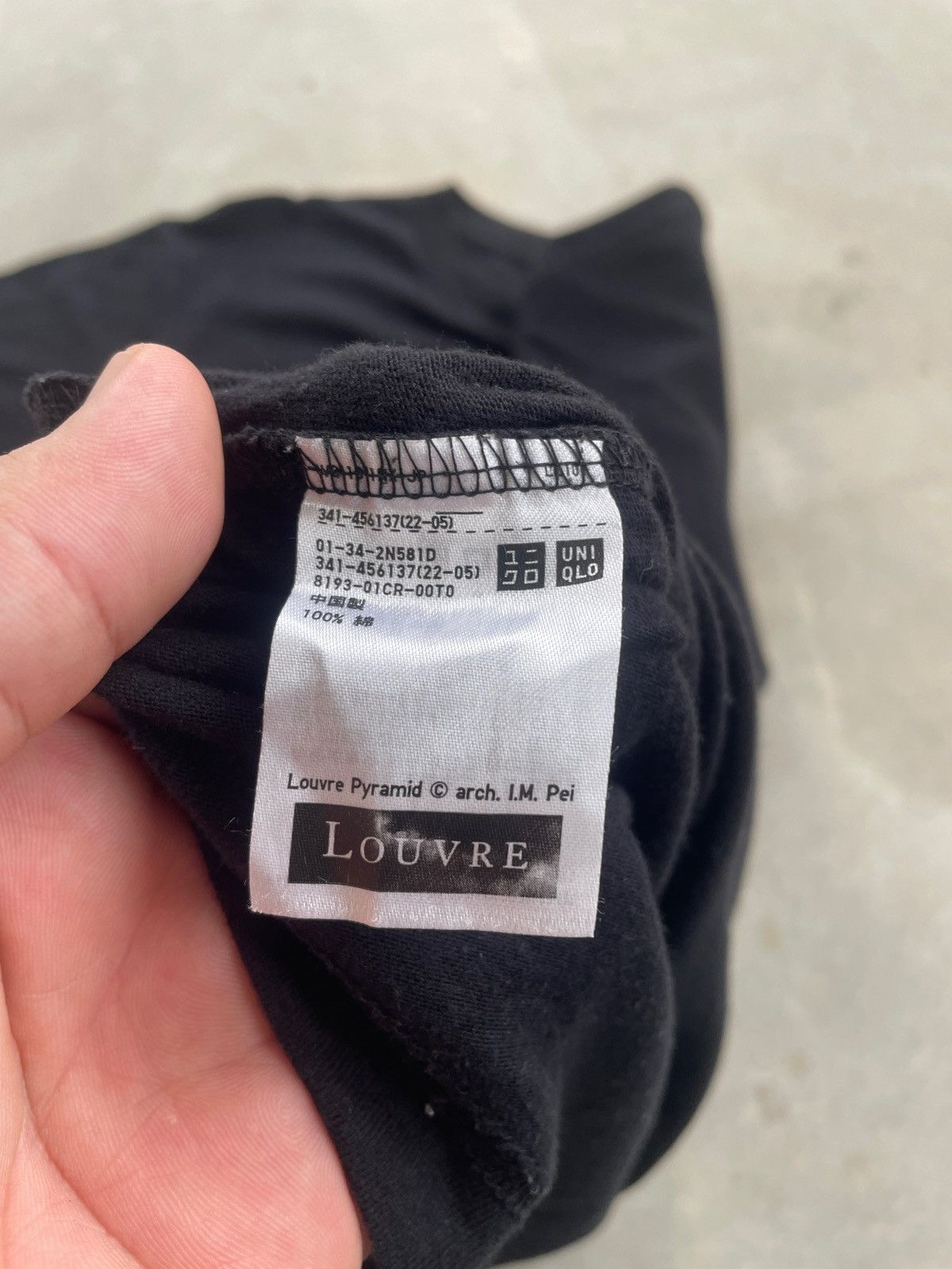 Japanese Brand × Uniqlo × Vacation MUSEE DE LOURVE PARIS UNIQLO TEE Size US XL / EU 56 / 4 - 5 Thumbnail
