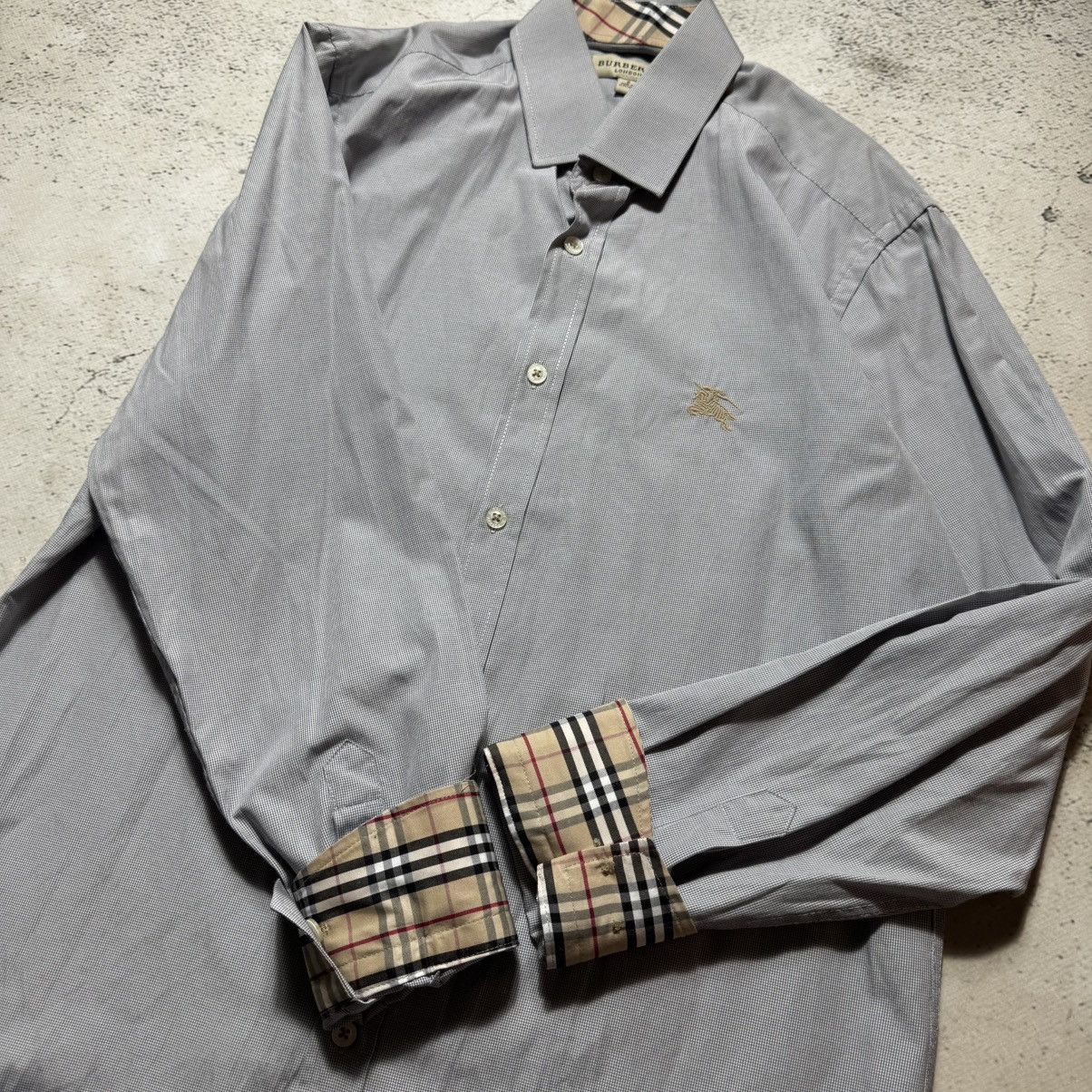 Burberry vintage burberry Signature plaid shirt with large logo. Size US M / EU 48-50 / 2 - 6 Thumbnail