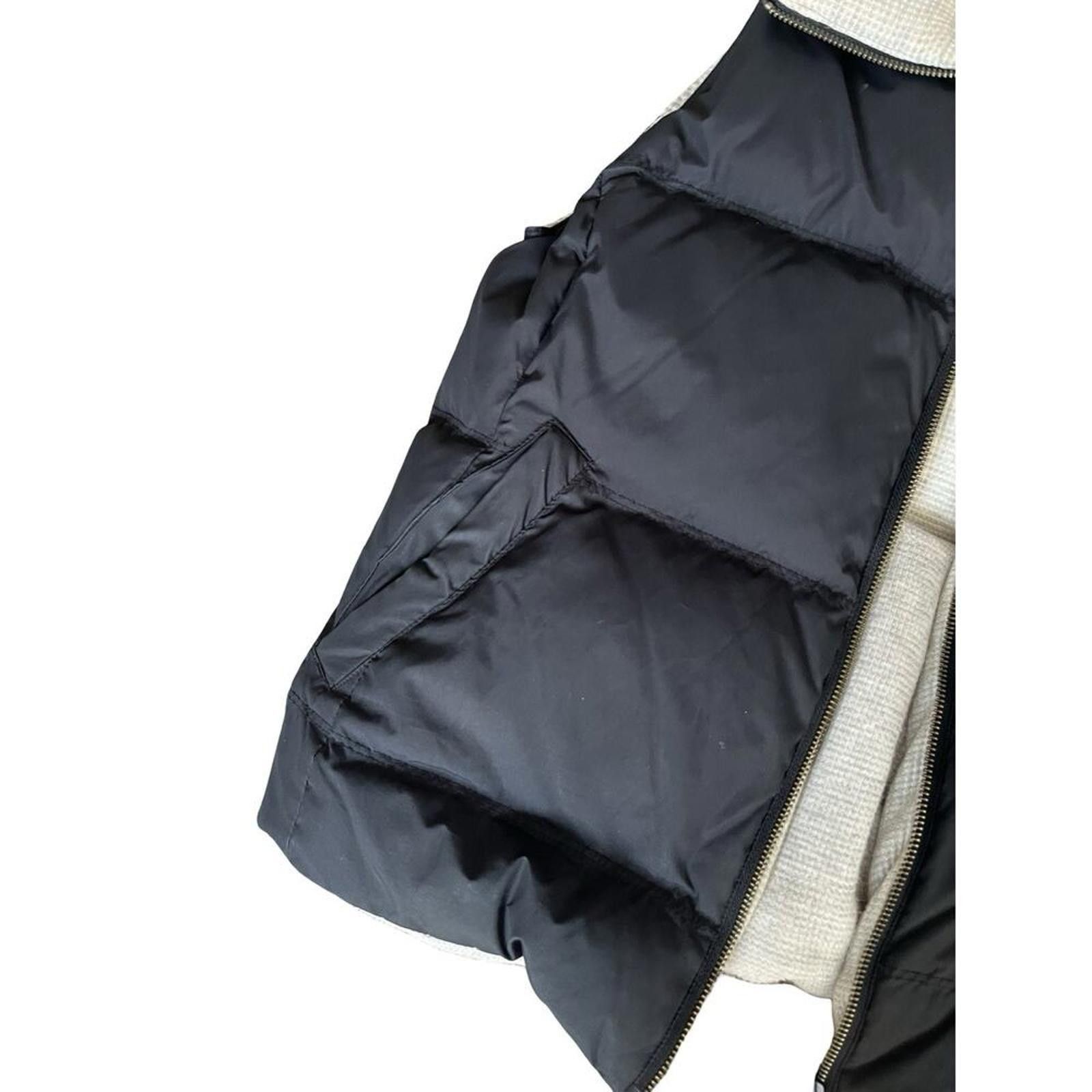 Unknown London Cozy Black Puffer Vest with Soft Inner Lining Size ONE SIZE - 3 Thumbnail