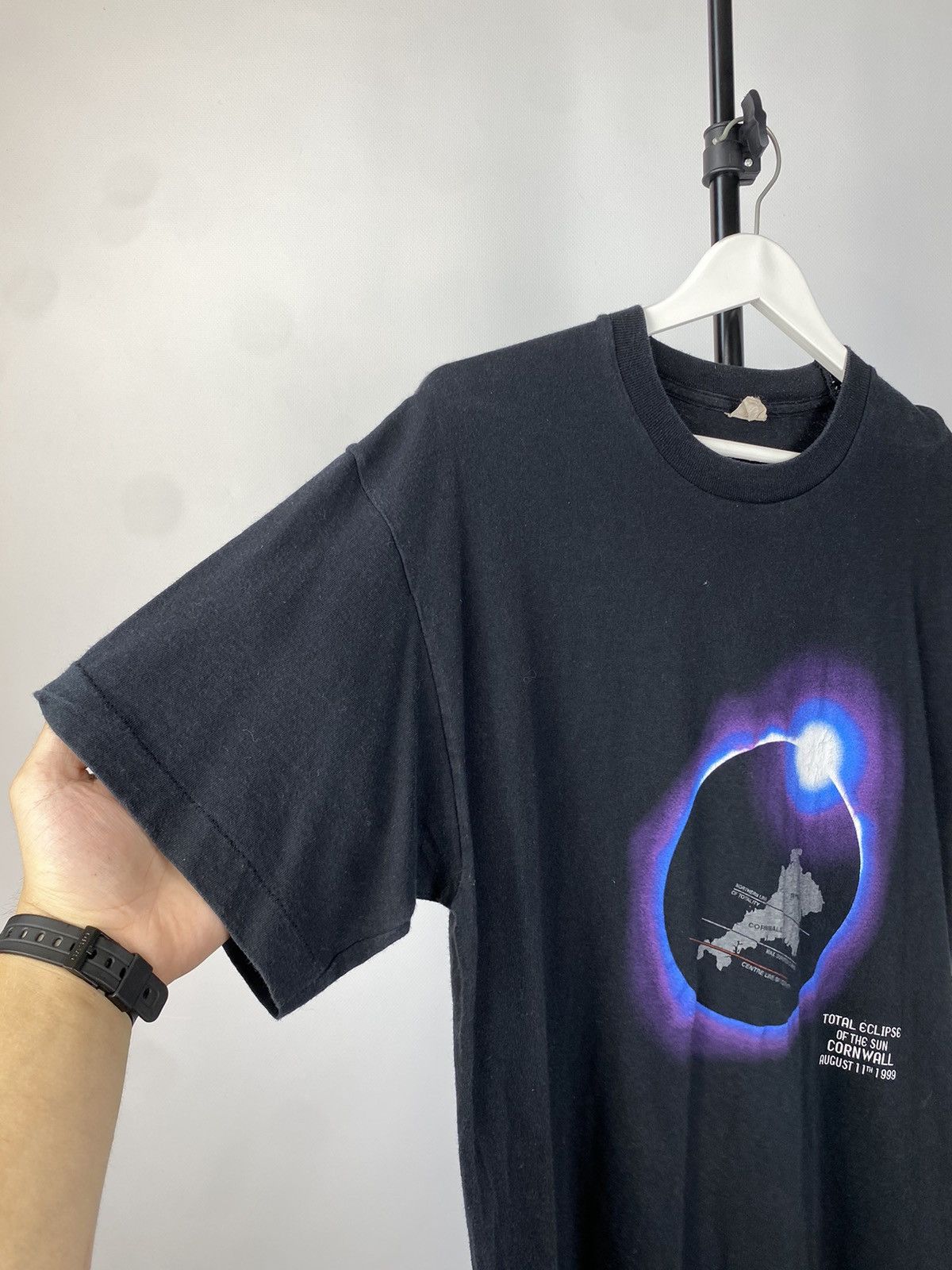 Vintage Total Eclipse Of The Sun August 1999 Cornwall Tshirt Size US L / EU 52-54 / 3 - 2 Thumbnail