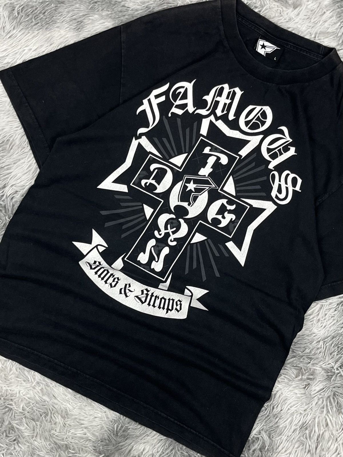 Dogtown Vintage FAMOUS STARS & STRAPS x DOGTOWN Cross Black T-shirt Size US L / EU 52-54 / 3 - 2 Thumbnail