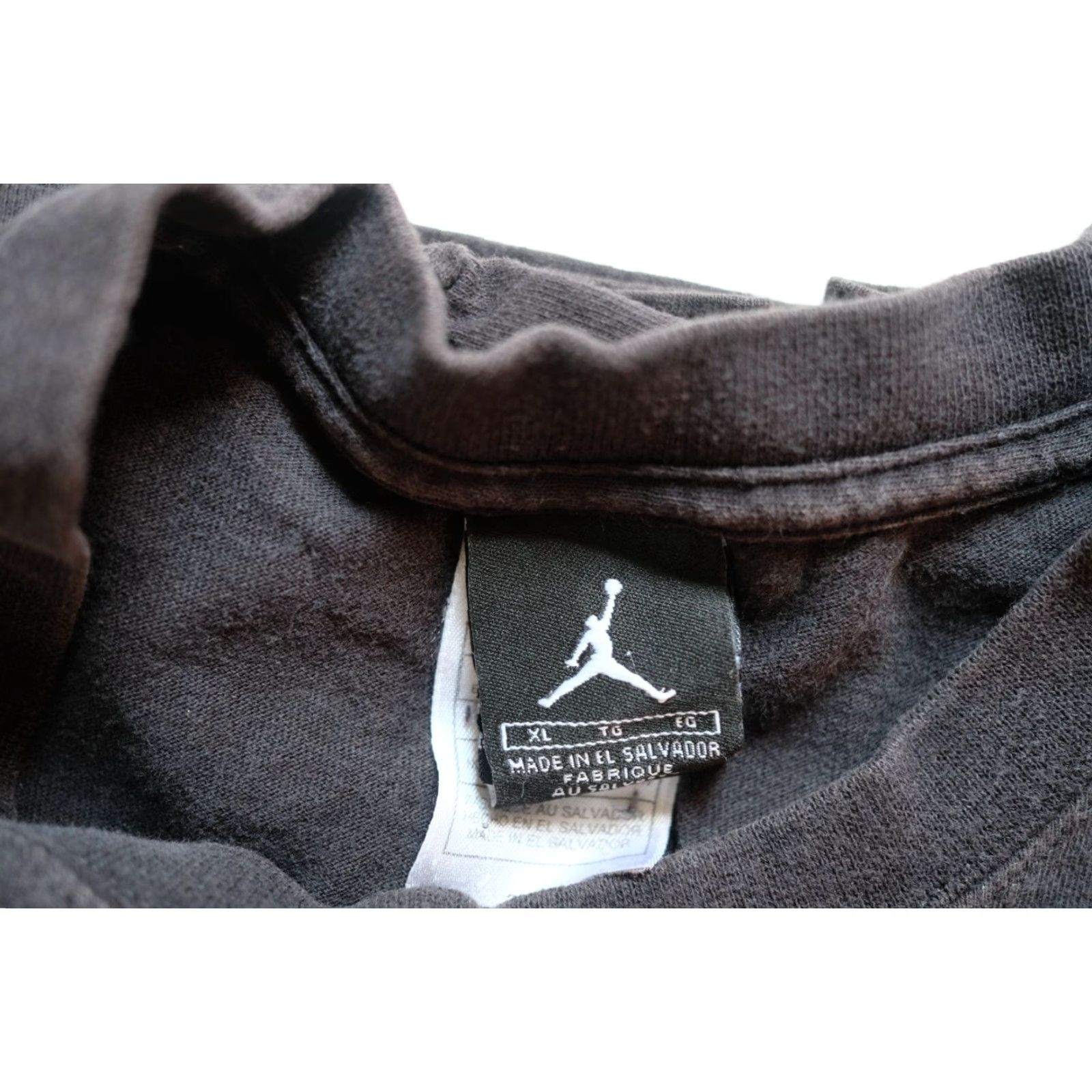Jordan Brand VINTAGE Jordan Brand Y2K 90s JUMPMAN RETRO BLACK GRAPHIC T SHIRT XL Mens Size US XL / EU 56 / 4 - 7 Thumbnail