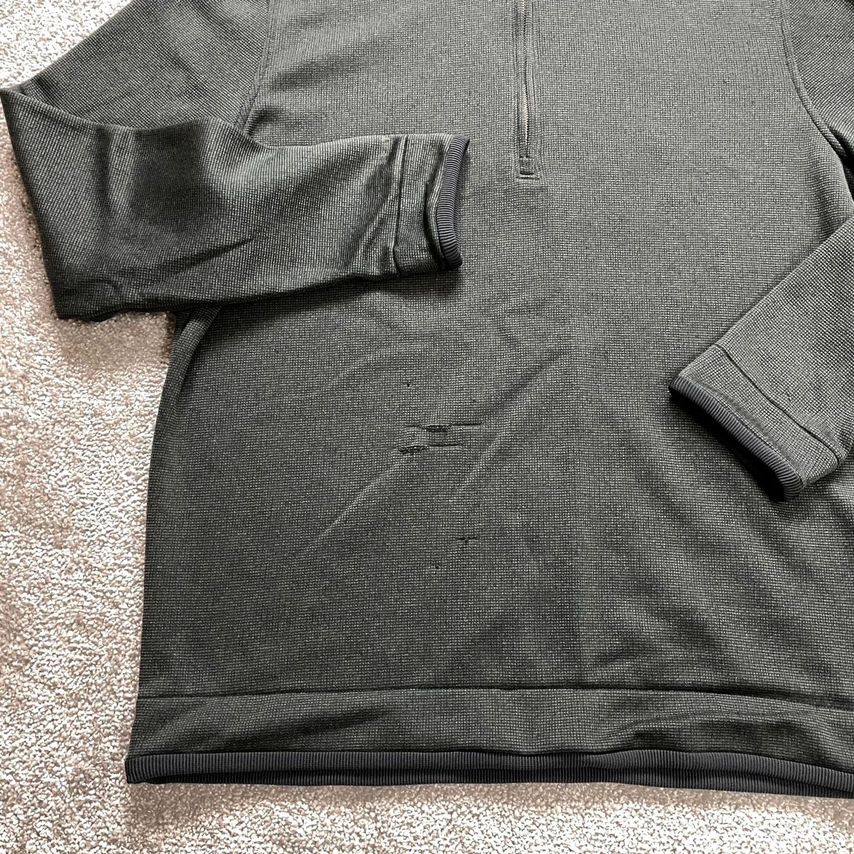 Under Armour Under Armour Golf Jacket Mens XL Gray 1/4 Zip Activewear Sports/Running/Walking Jacket Short Sleeve Stand-Up Collar Regular Fit Athletic Logo Size US XL / EU 56 / 4 - 5 Thumbnail