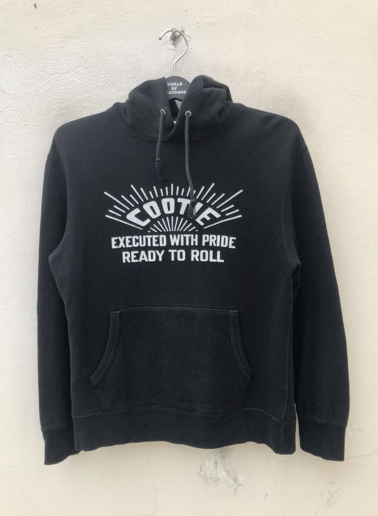 Japanese Brand Cootie Japan Garment Workers Spell Out Black Hoodie Size US S / EU 44-46 / 1 - 8 Thumbnail