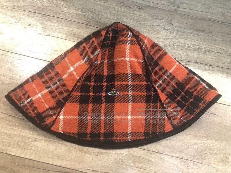 Vivienne Westwood Vivienne Westwood Old gold standard plaid hat Size ONE SIZE - 1 Thumbnail