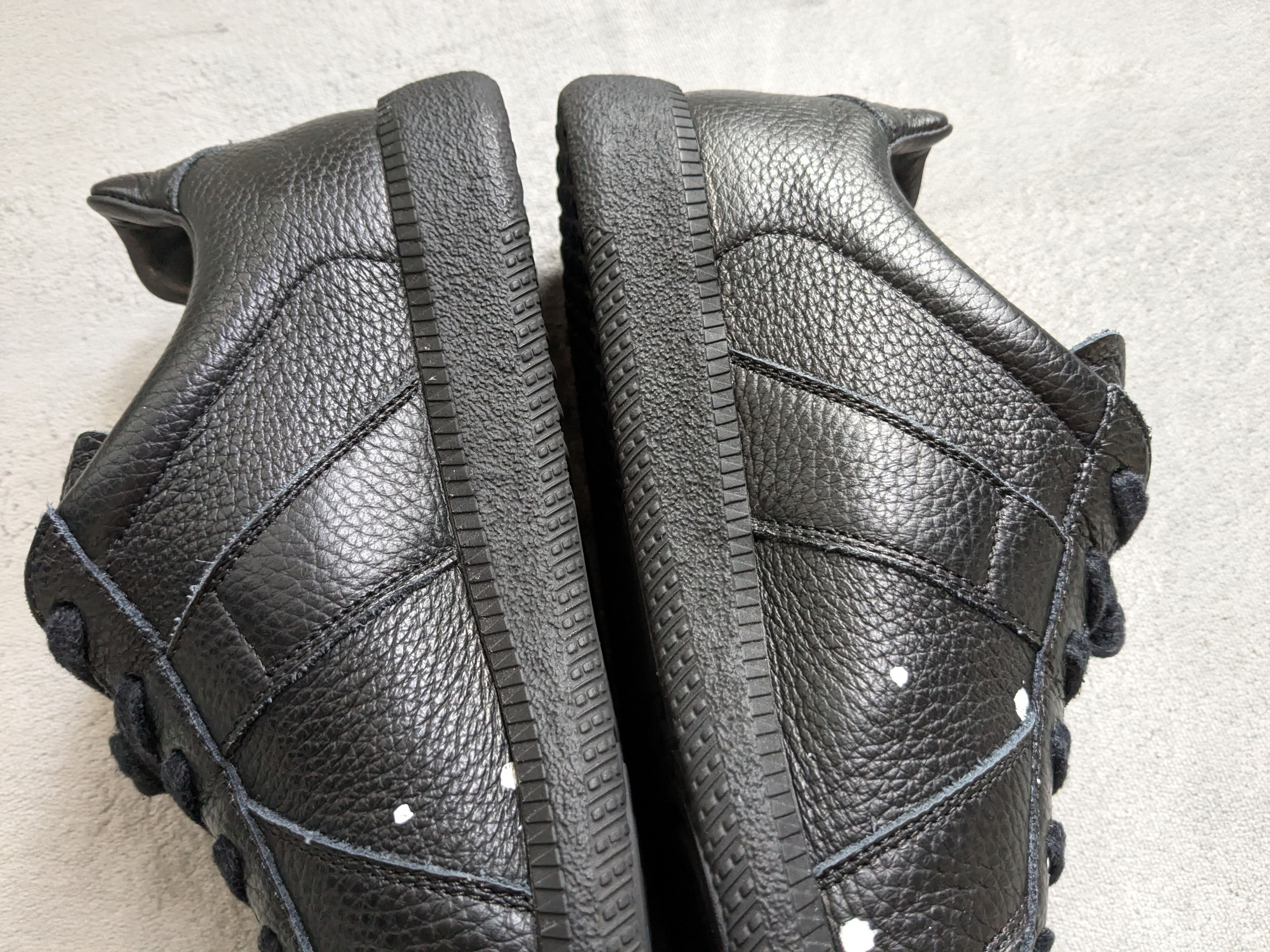 Maison Margiela Maison Margiela Replica GAT Black 7 40 Paint Splatter White Size US 7 / EU 40 - 12 Thumbnail