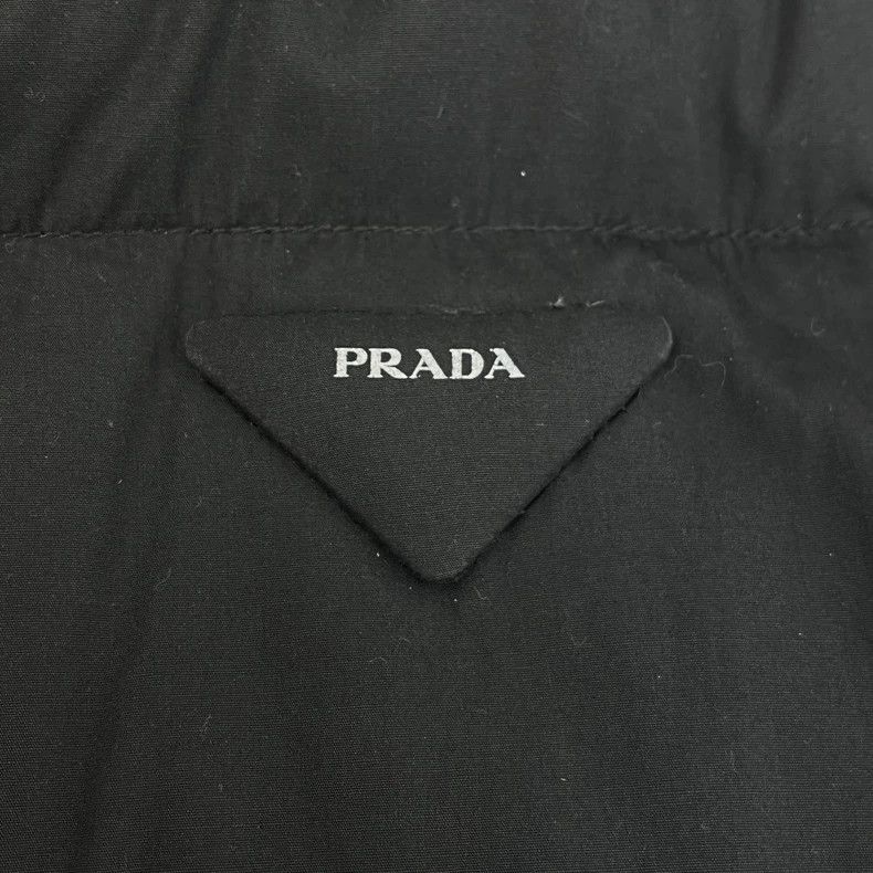 Prada Prada Black classic triangle down jacket 2502-Nextarrow Size US XXS / EU 40 - 8 Thumbnail