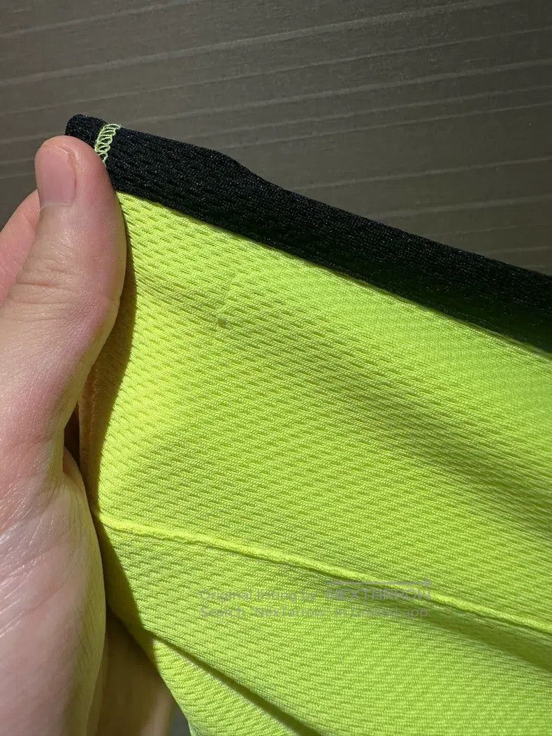Balenciaga Balenciaga Neon Yellow Green Embroidered Netting Soccer Se Size US S / EU 44-46 / 1 - 4 Thumbnail