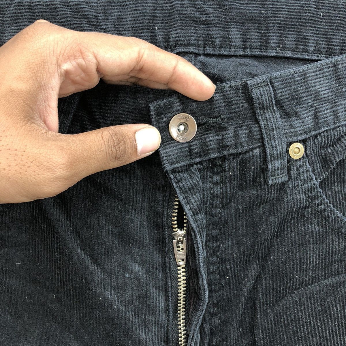 Japanese Brand × Neighborhood 2000s Neighborhood Black Corduroy Pants Size US 33 - 5 Thumbnail