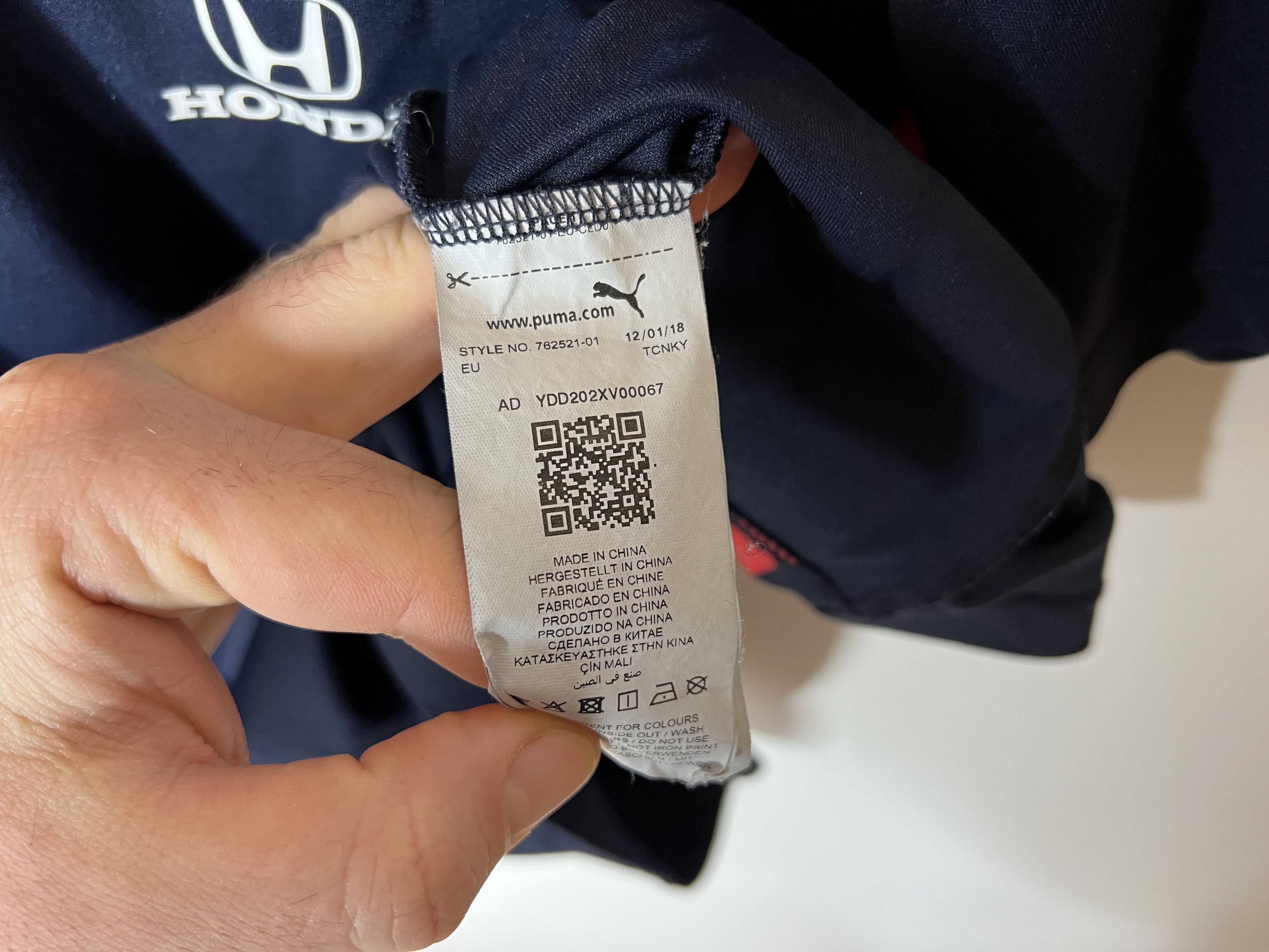 Formula 1 ASTON MARTIN RED BULL RACING TEAM F1 SHIRT WOMENS PUMA Size M / US 6-8 / IT 42-44 - 6 Thumbnail