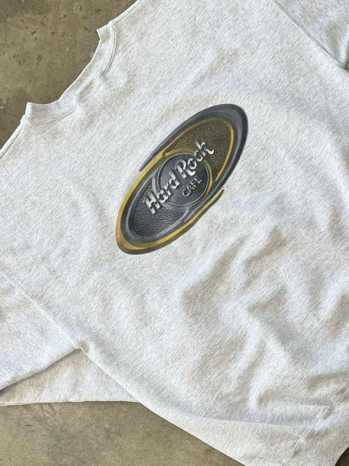 Hard Rock Cafe Vintage Hard Rock Cafe Save the Planet Cancun Crewneck Large Size US L / EU 52-54 / 3 - 3 Thumbnail
