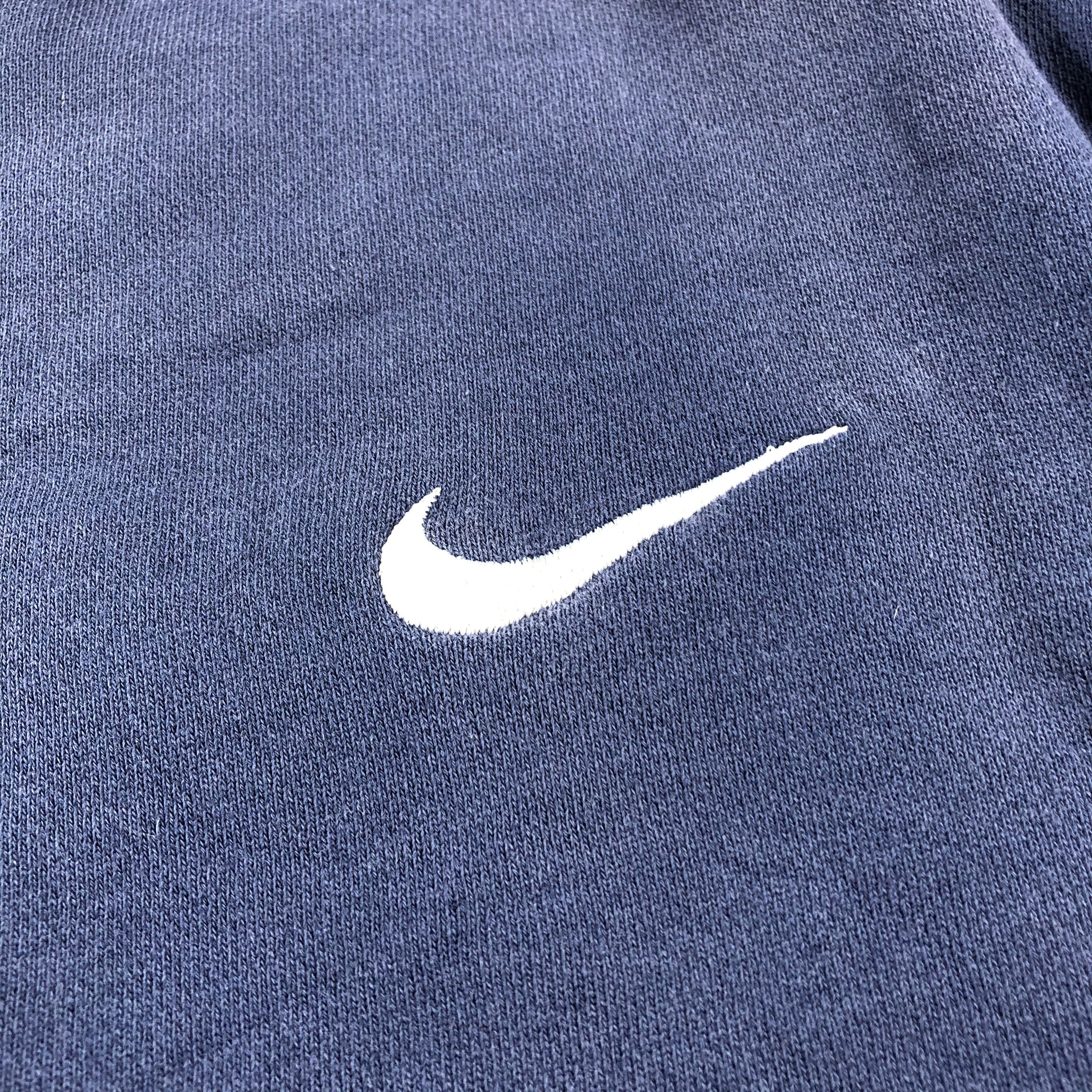 Nike Vintage Nike Swoosh Crewneck Sun Faded Sweatshirt F130 Size US XL / EU 56 / 4 - 4 Thumbnail
