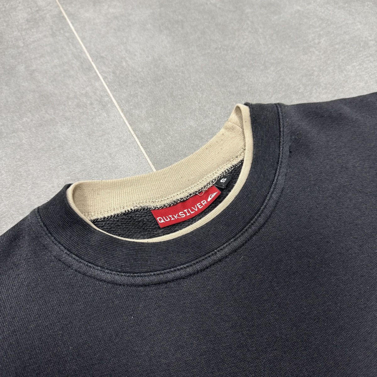 Quiksilver × Vintage Vintage Quiksilver Velour Logo Sweatshirt Size S Size US S / EU 44-46 / 1 - 11 Thumbnail