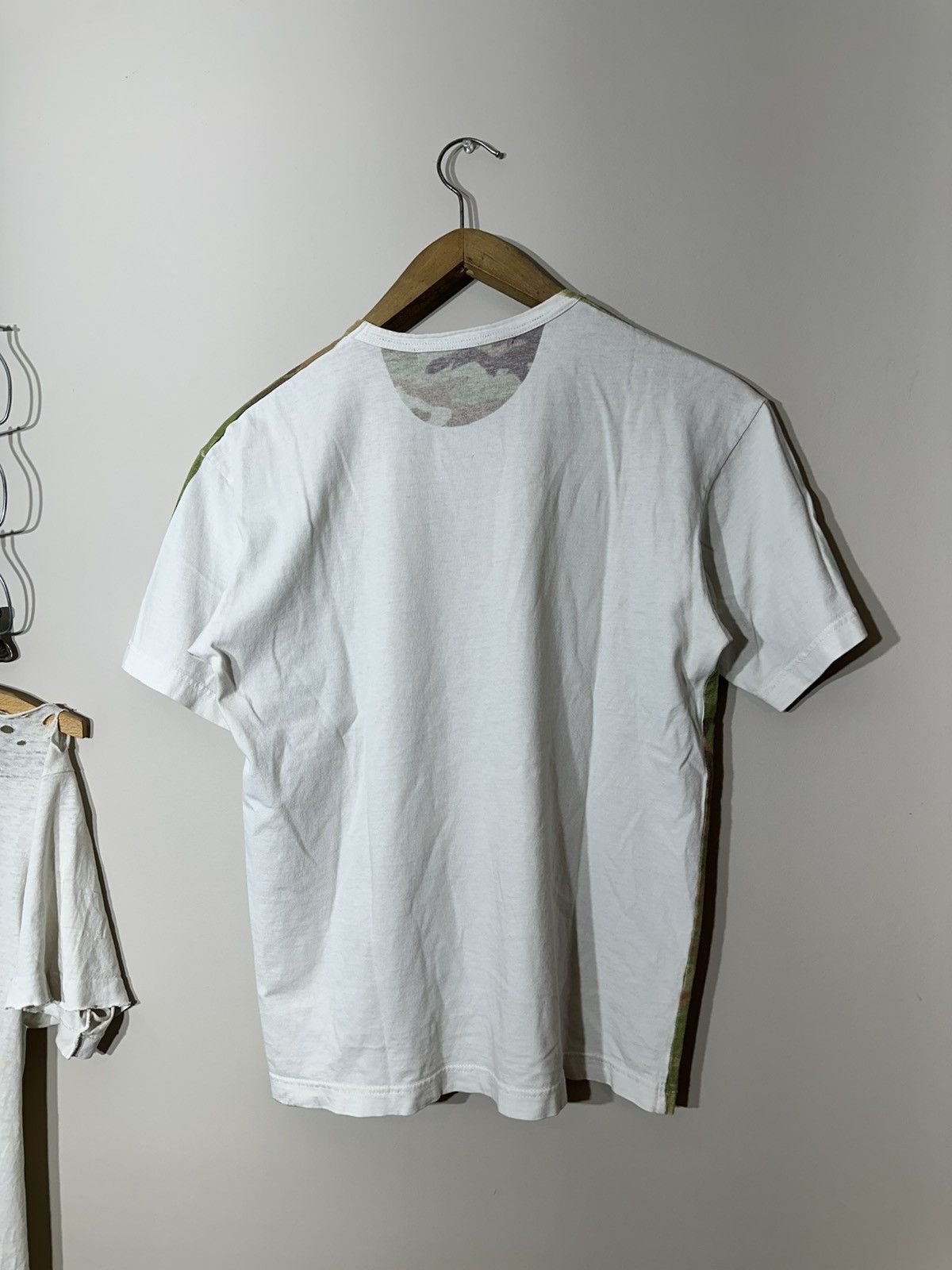 Junya Watanabe Junya Watanabe ss04 “The Banner Over Us is Love” tshirt Size US S / EU 44-46 / 1 - 5 Thumbnail