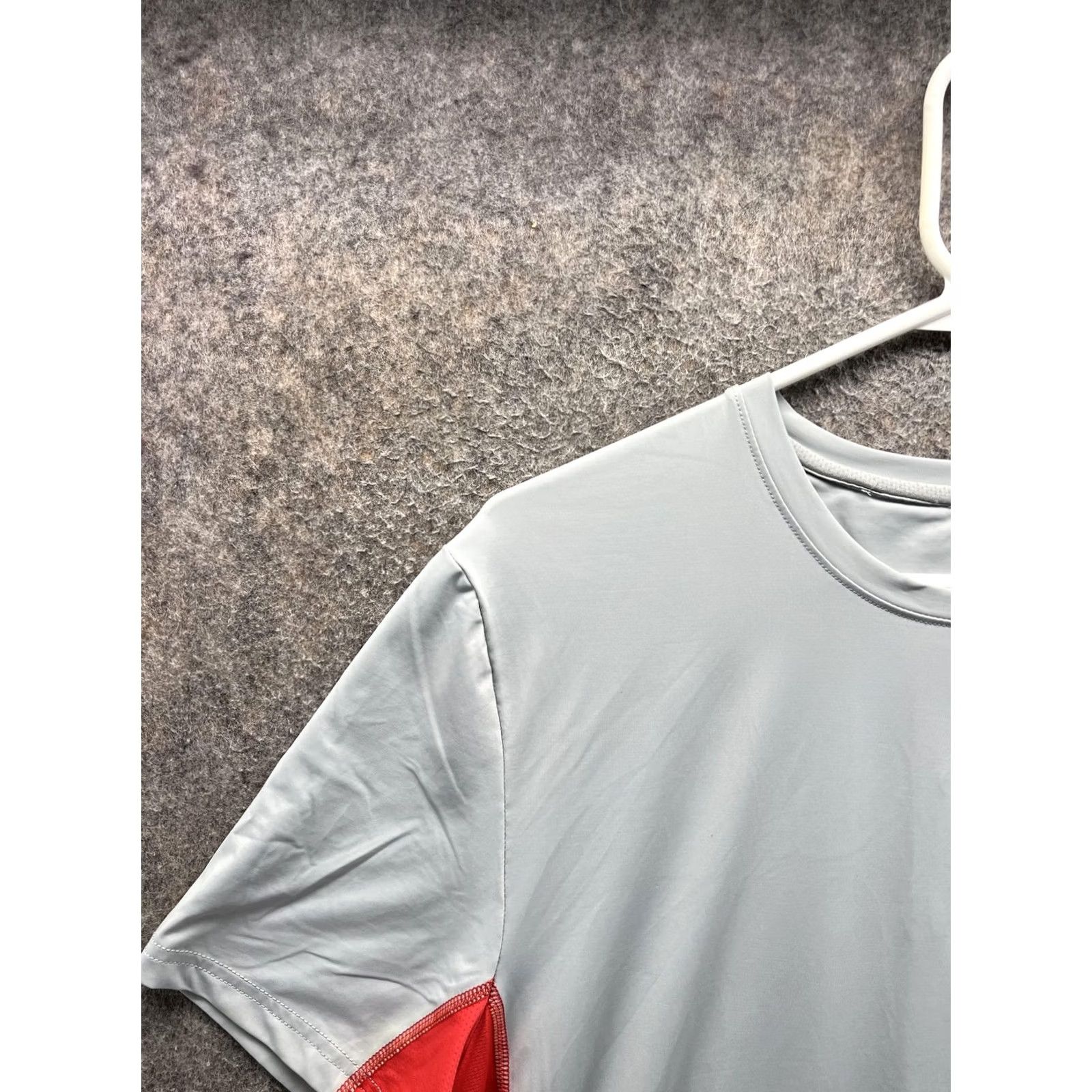Psycho Bunny Psycho Bunny Shirt Mens Medium Gray Colorblock Lightweight Performance Tee Top Size US M / EU 48-50 / 2 - 6 Thumbnail