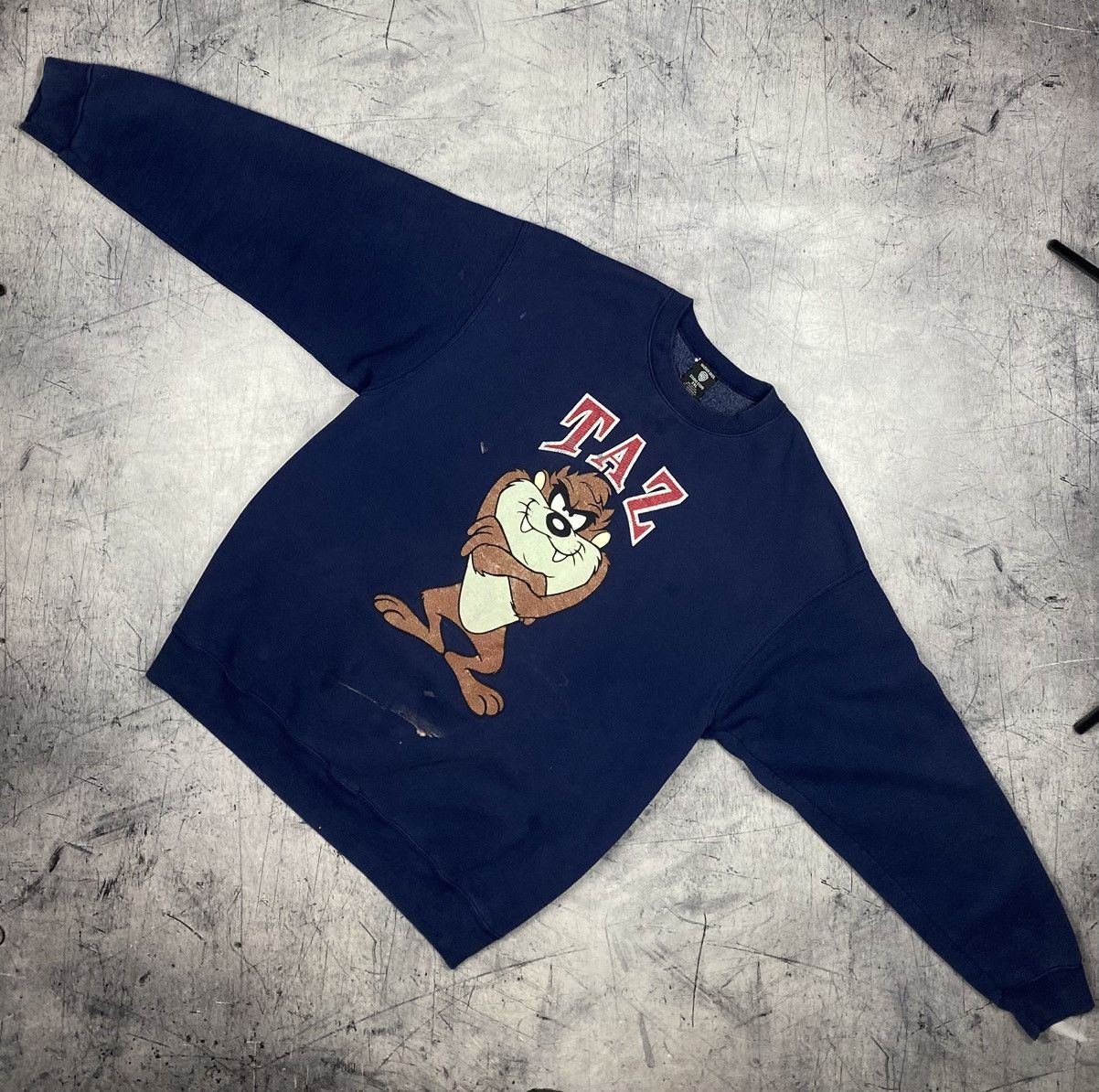 Warner Bros Taz Tasmanian Devil Warner Bros Distressed Sweatshirt USA Size US XXL / EU 58 / 5 - 18 Thumbnail