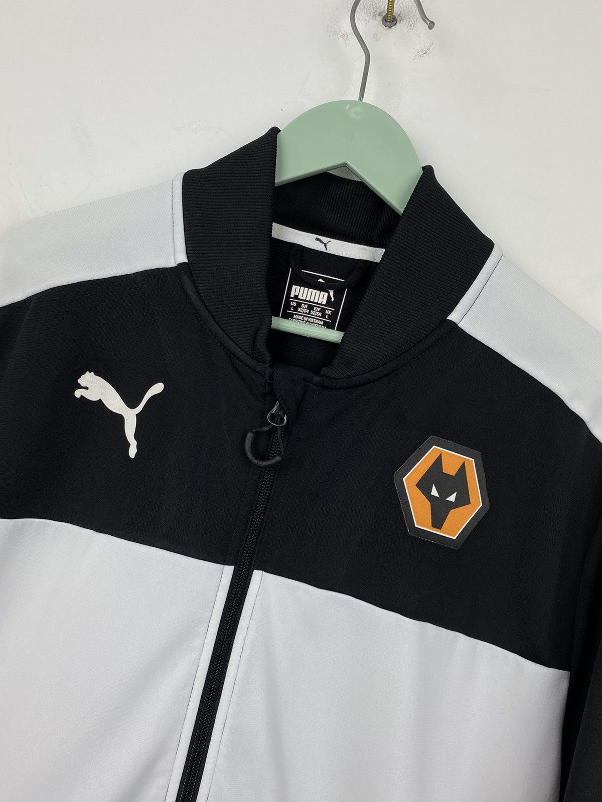 Puma Wolverhampton Wanderers Puma Soccer Jacket Arsenal Liverpool Size US L / EU 52-54 / 3 - 2 Thumbnail