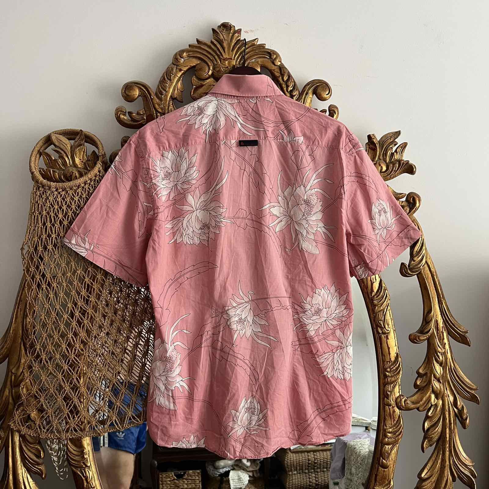 Designer Dolce Gabbana flowers vintage shirts size M Size US M / EU 48-50 / 2 - 2 Thumbnail