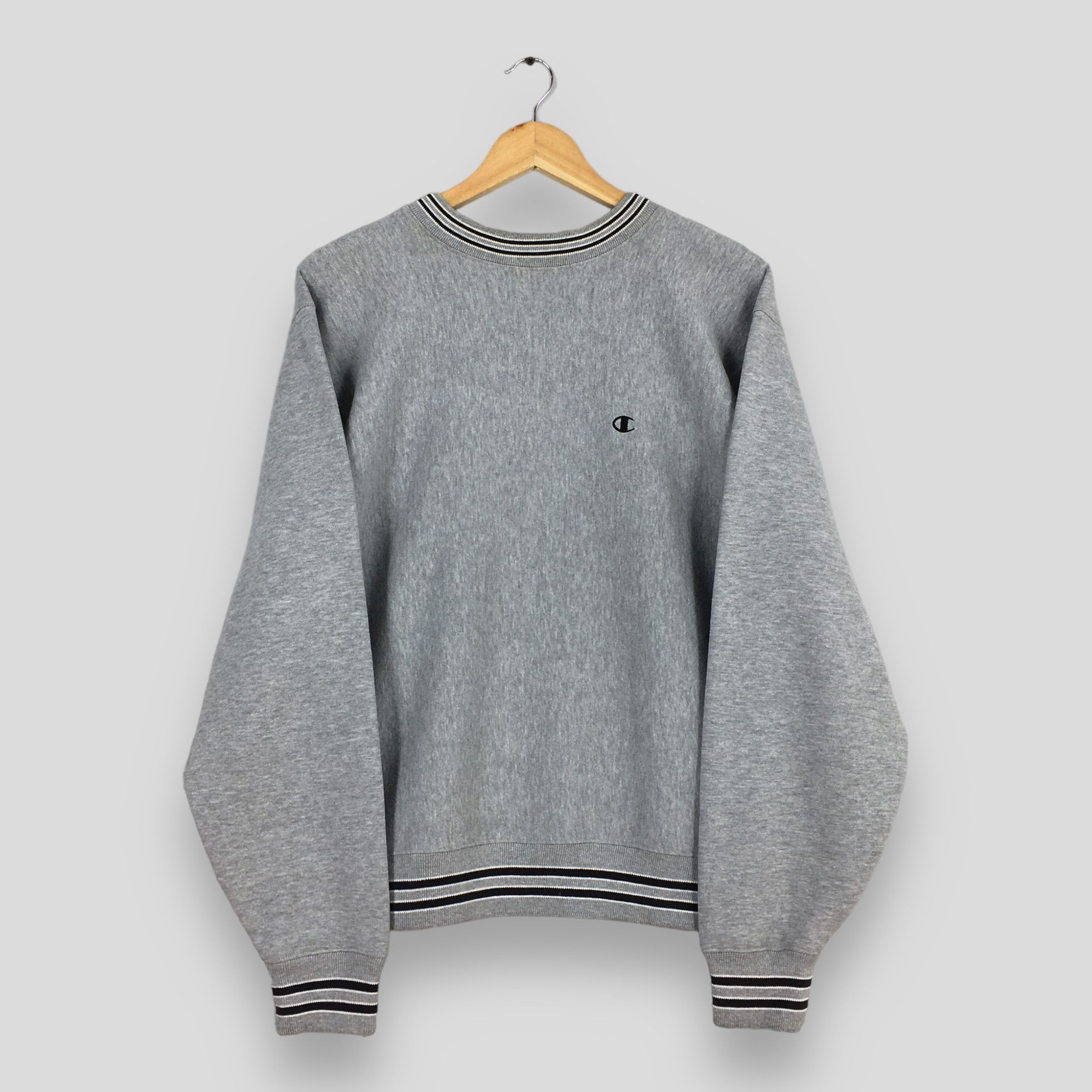 Champion × Vintage Vintage Champion Reverse Weave Gray Sweatshirt Medium Size US M / EU 48-50 / 2 - 1 Thumbnail