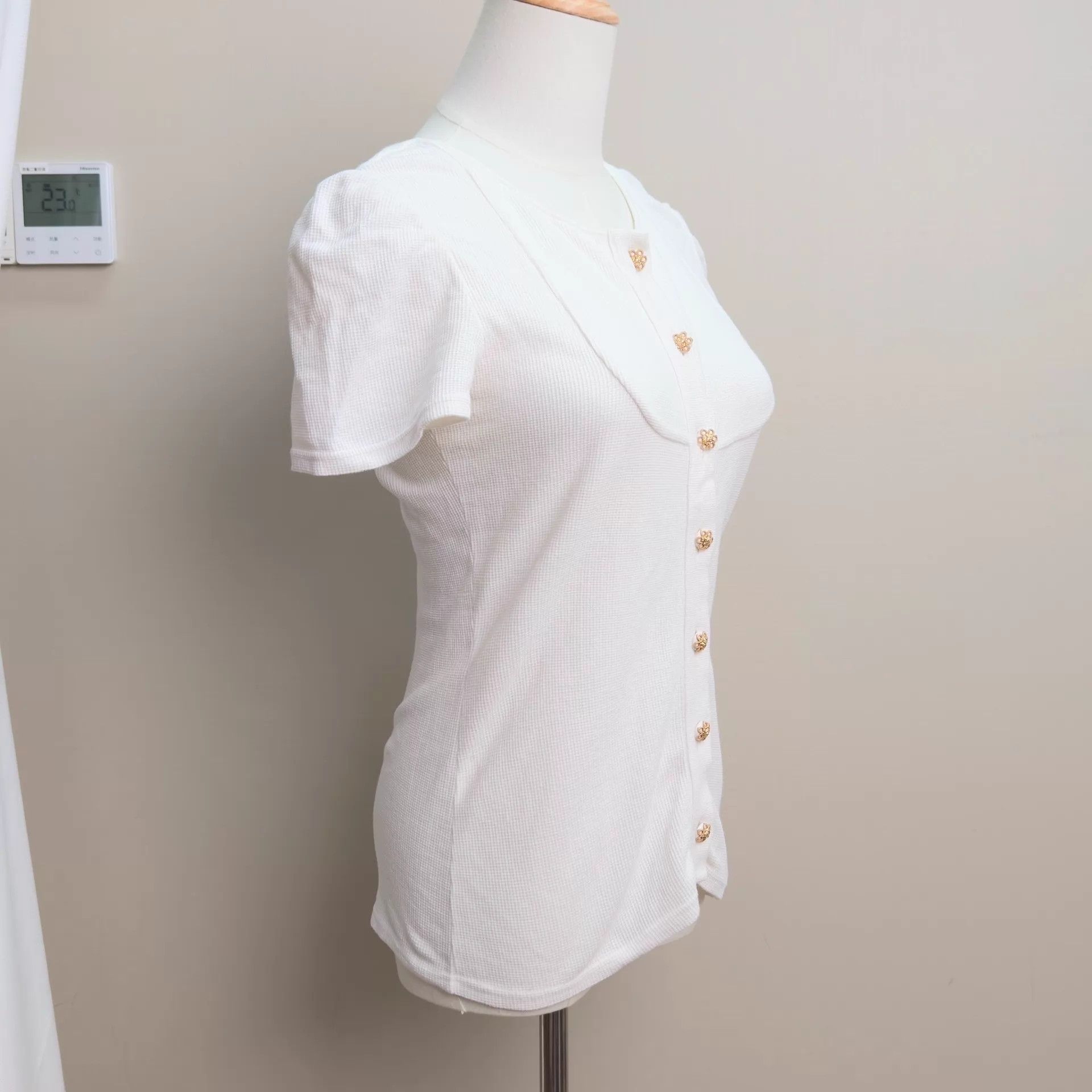 Chanel CHANEL 36 Short Sleeve Shirt Size XS / US 0-2 / IT 36-38 - 3 Thumbnail