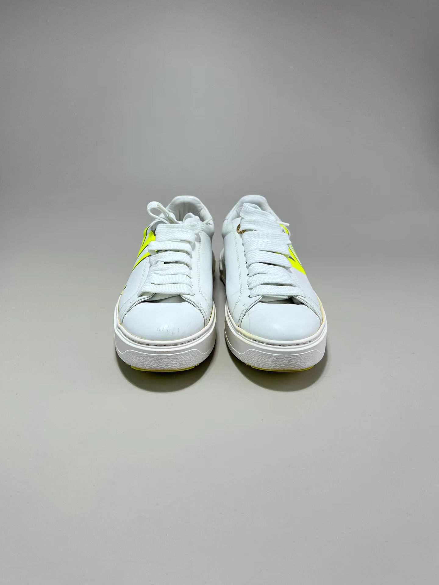 Louis Vuitton LOUIS VUITTON LV TIME OUT White & Yellow Sneakers Size US 7.5 / IT 37.5 - 2 Thumbnail