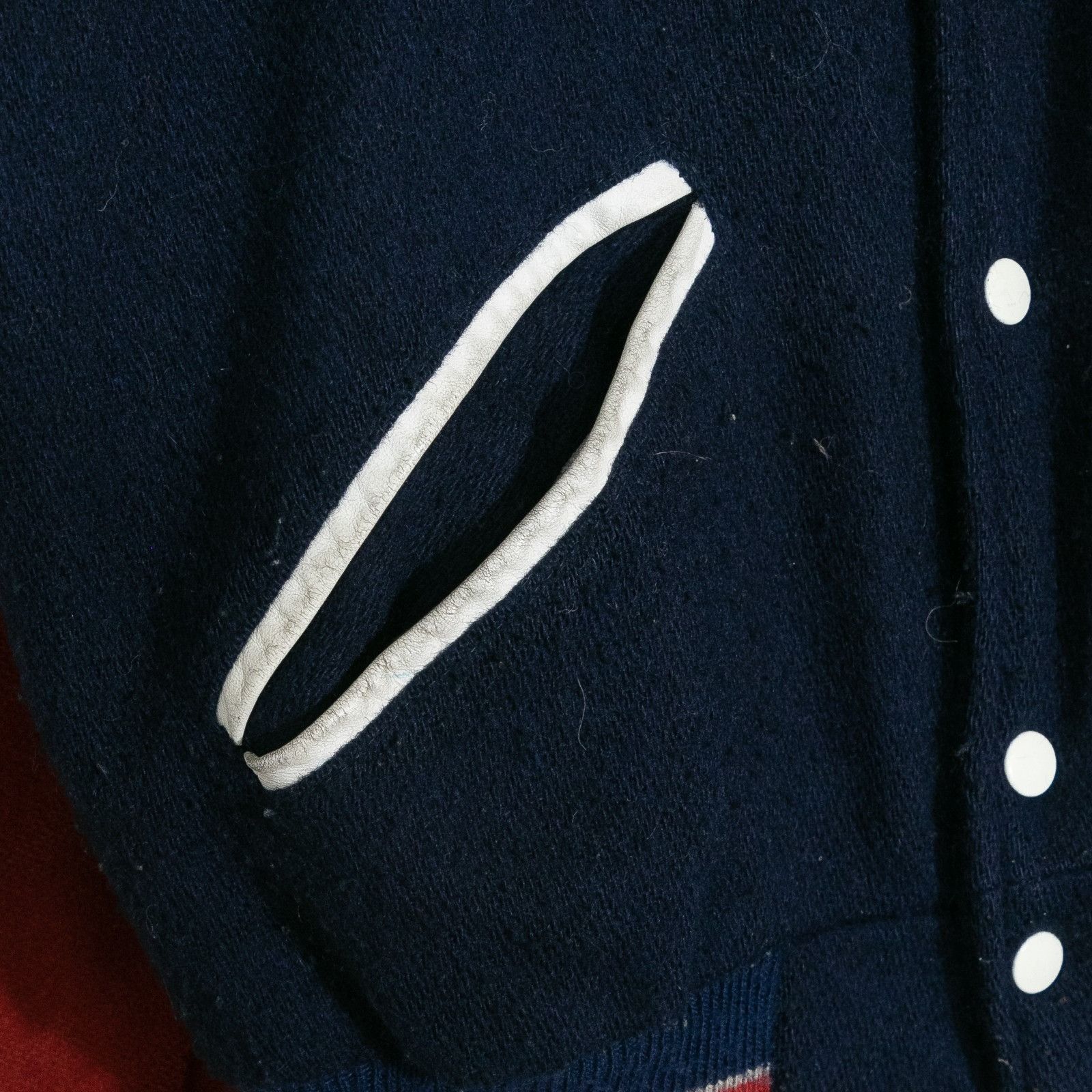 Vintage Vintage 90s Massachusetts Teddy Style Varsity Jacket Medium Size US M / EU 48-50 / 2 - 6 Thumbnail
