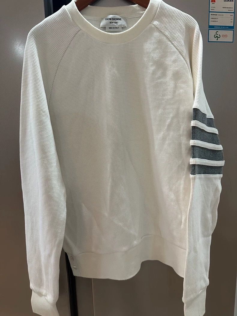 Thom Browne Thom browne Classic four-striped waffe sweatshirt 2503-Next Size US S / EU 44-46 / 1 - 1 Thumbnail