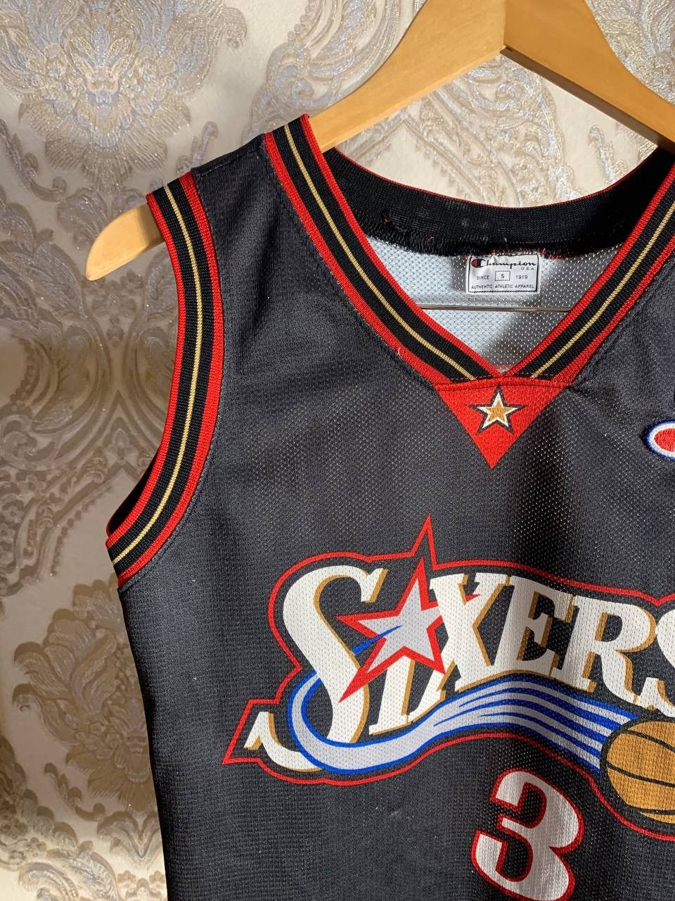Champion × Vintage VERY RARE CHAMPION PHILADELPHIA SIXERS IVERSON NBA JERSEY Size US XS / EU 42 / 0 - 3 Thumbnail